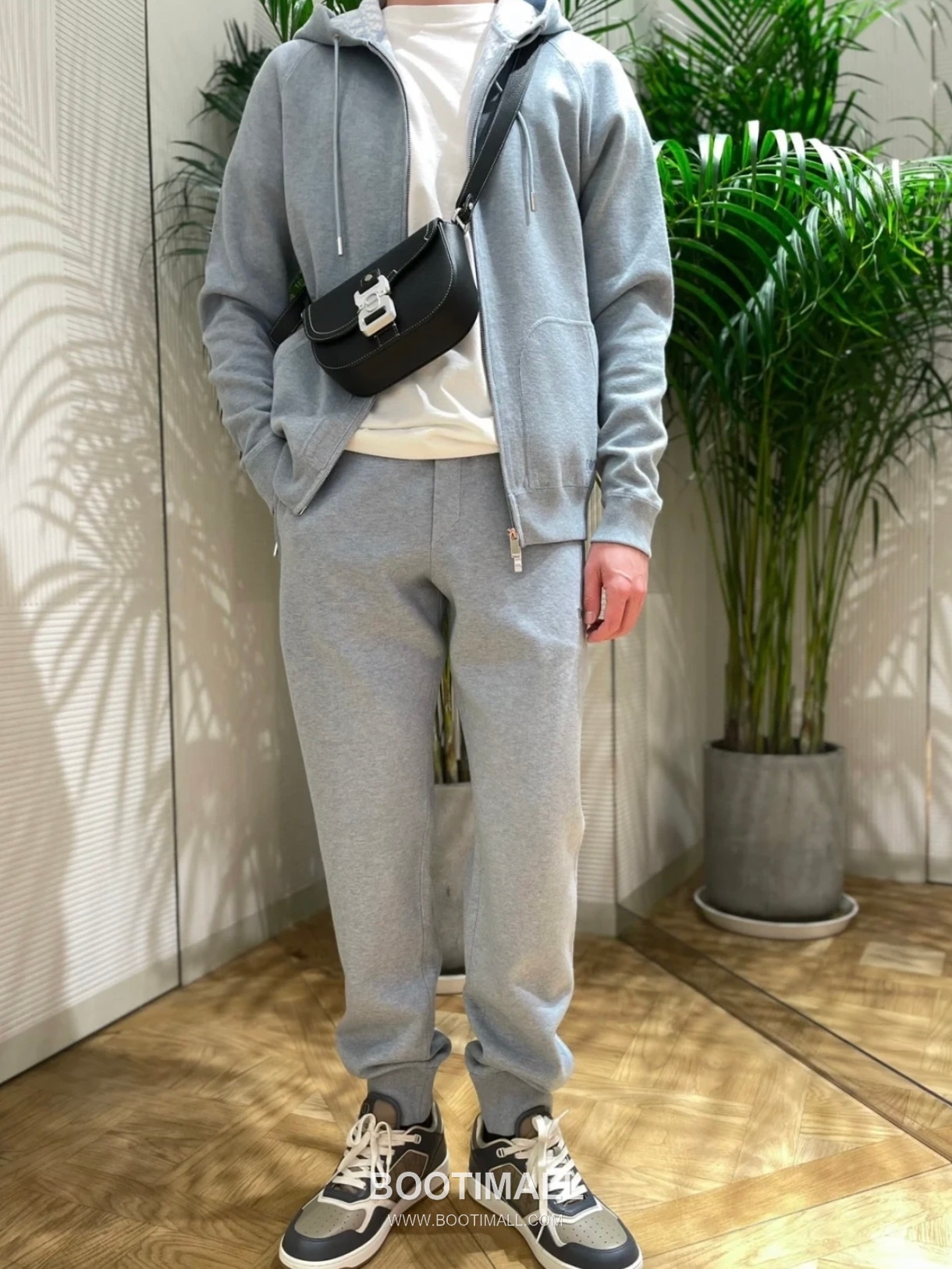 Dior Double-Faced Jacquard Cashmere Knit Hoodie Cashmere Blend Blue Hoodie 디올 더블 페이스 자카드 캐시미어 니트 후드 캐시미어 블렌드 블루 후드 S, M, L 3