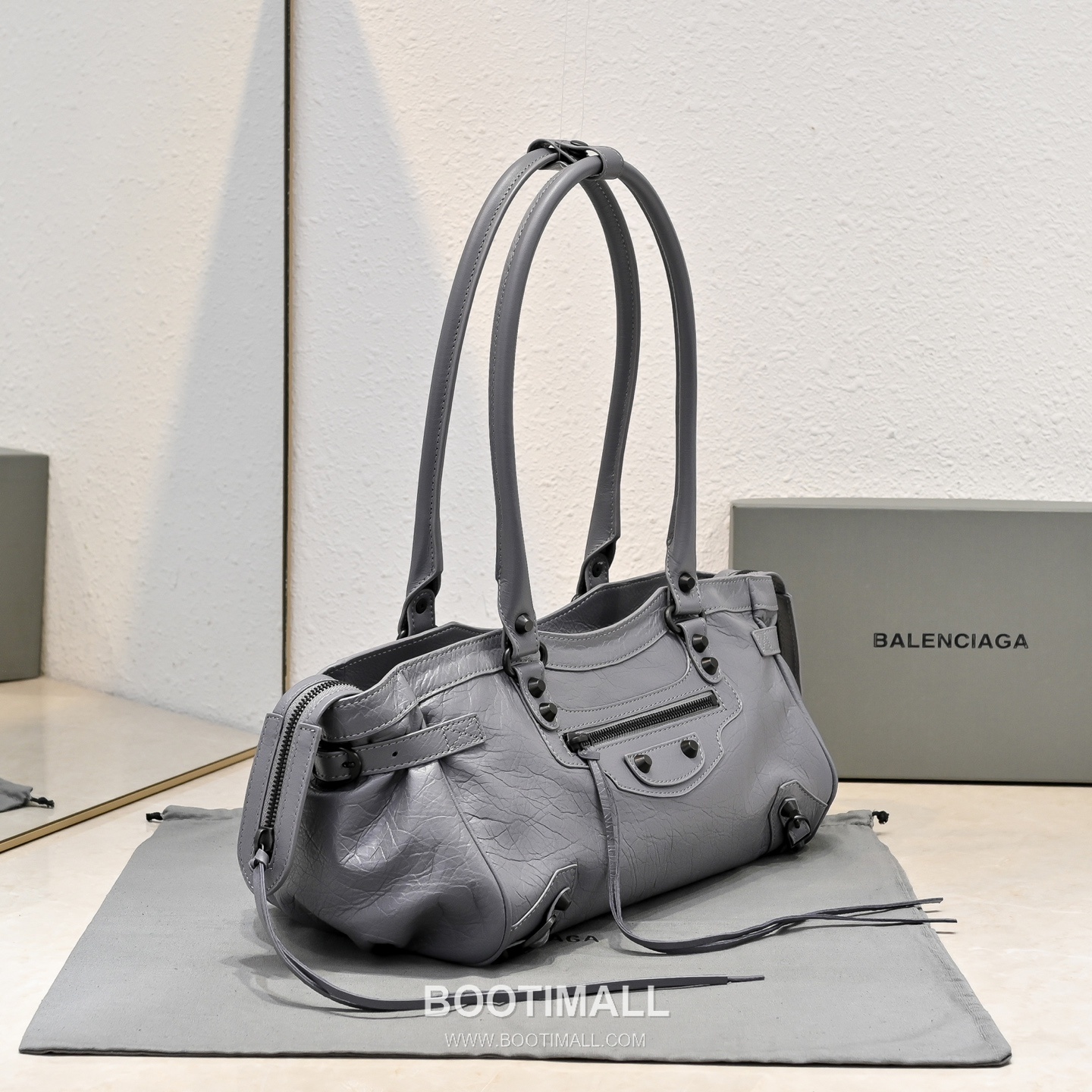 Balenciaga City Shoulder Strap Lambskin Leather Gray Shoulder Bag 발렌시아가 시티 숄더 스트랩 머신 스티치 램스킨 레더 그레이 숄더백 35cm 2