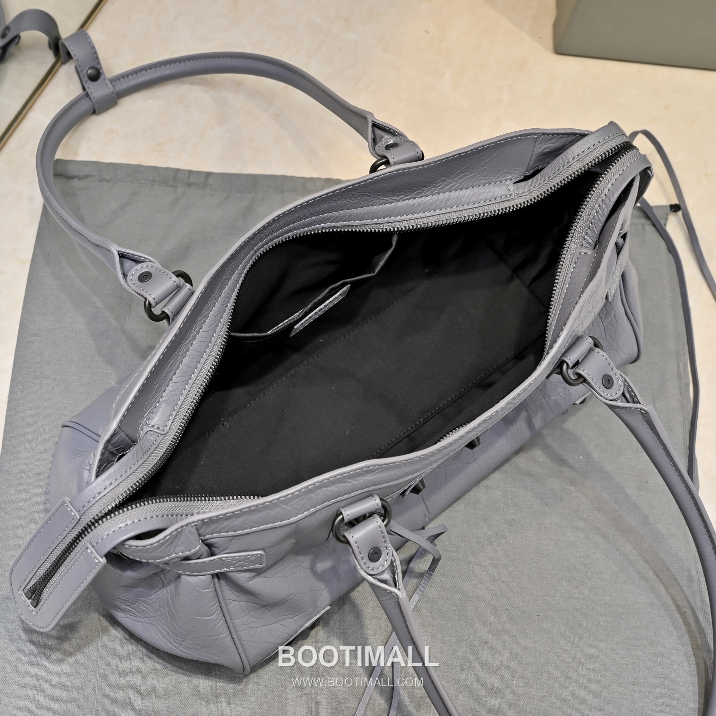 Balenciaga City Shoulder Strap Lambskin Leather Gray Shoulder Bag 발렌시아가 시티 숄더 스트랩 머신 스티치 램스킨 레더 그레이 숄더백 35cm 8