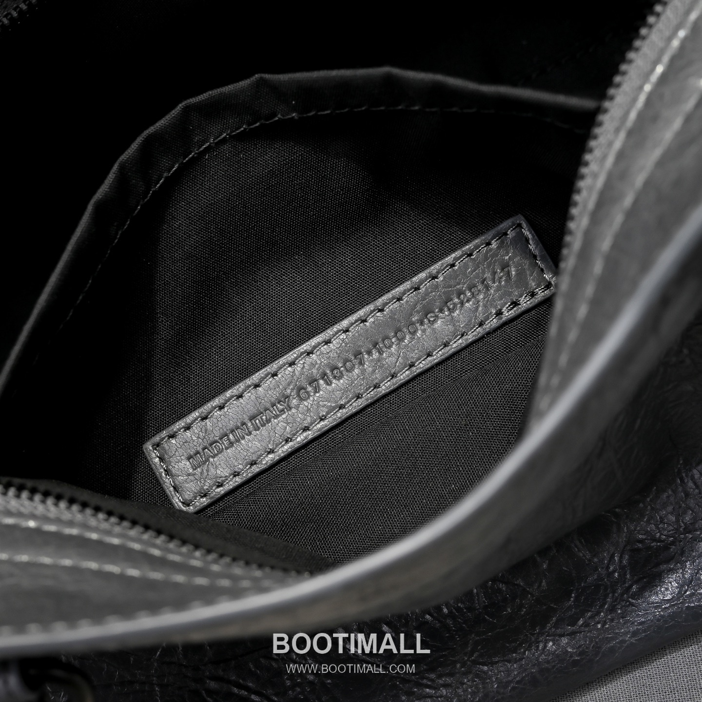 Balenciaga Motorcycle City Bag Lambskin Leather Dark Gray Shoulder Bag 발렌시아가 모터사이클 시티백 램스킨 레더 다크 그레이 숄더백 38cm 5