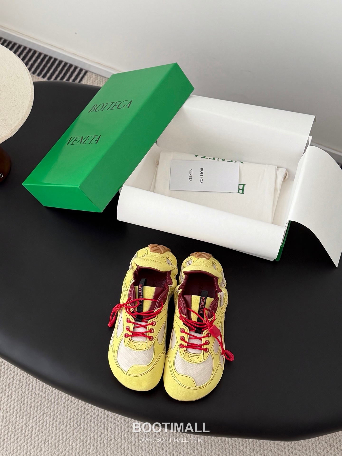 Bottega Veneta Summer 26 Suede Sneakers Suede White Sneakers 보테가 베네타 서머 26 스웨이드 스니커즈 스웨이드 화이트 스니커즈 1