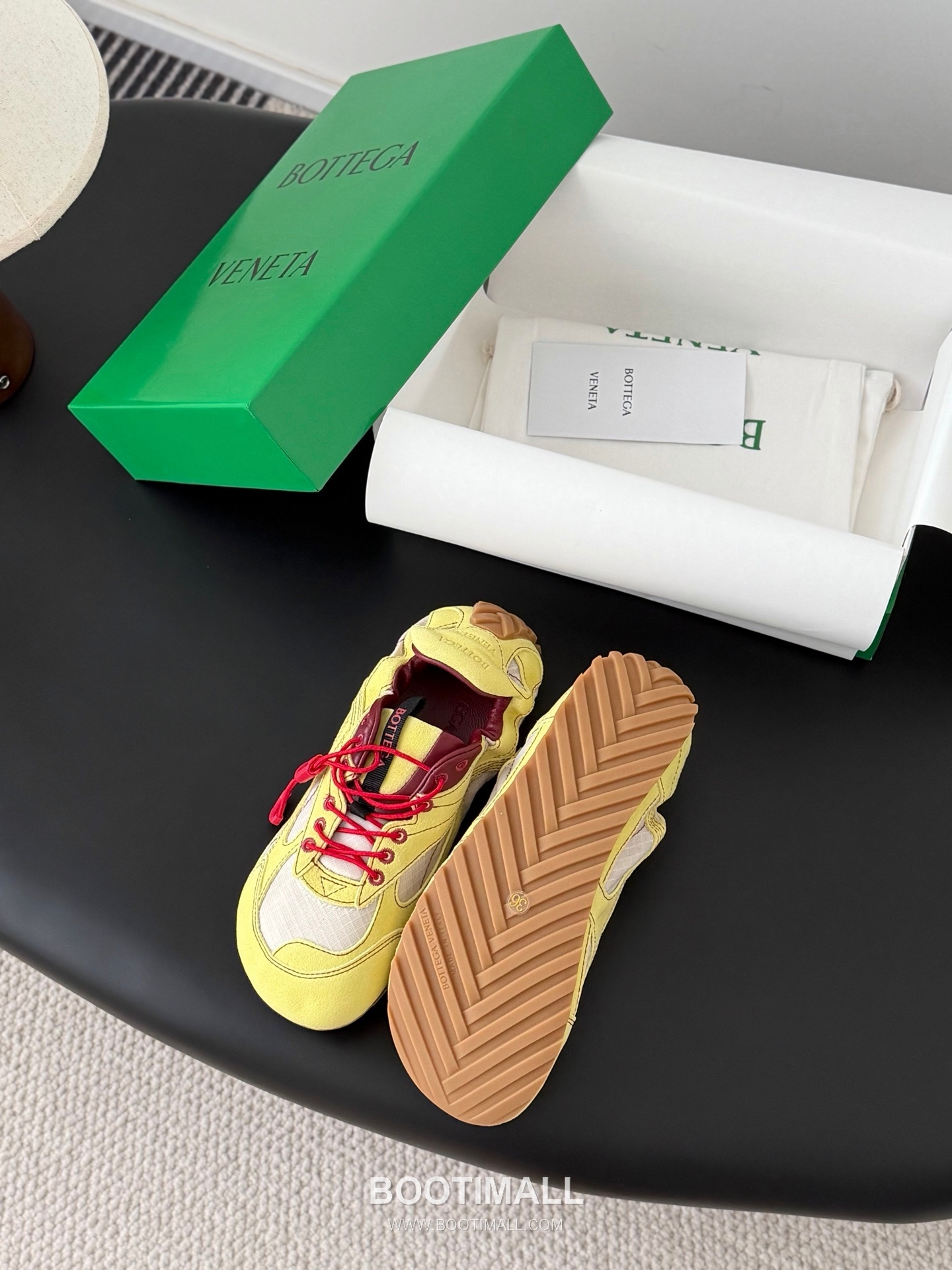 Bottega Veneta Summer 26 Suede Sneakers Suede White Sneakers 보테가 베네타 서머 26 스웨이드 스니커즈 스웨이드 화이트 스니커즈 4