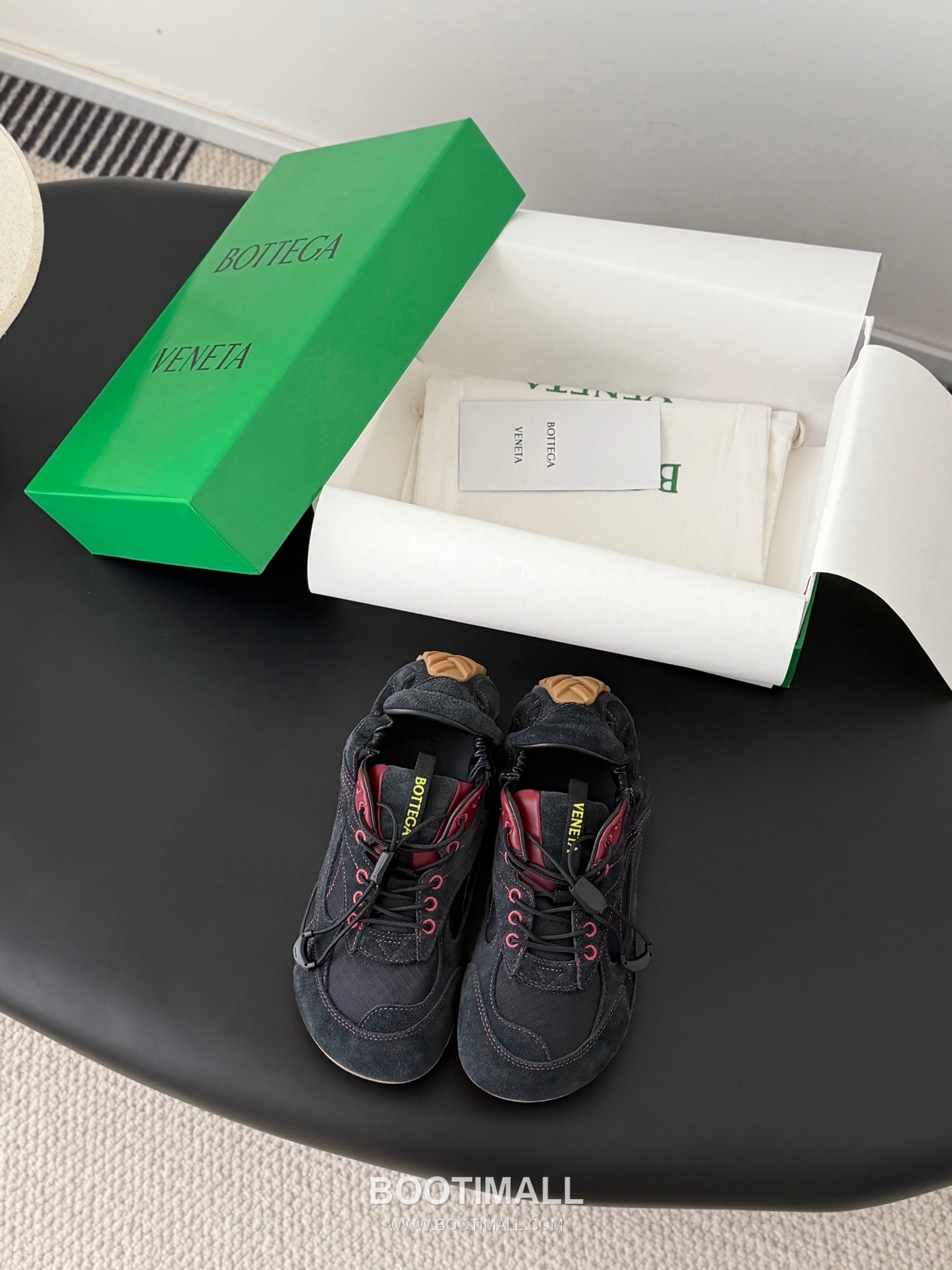 Bottega Veneta Summer 26 Suede Sneakers Suede White Sneakers 보테가 베네타 서머 26 스웨이드 스니커즈 스웨이드 화이트 스니커즈 1