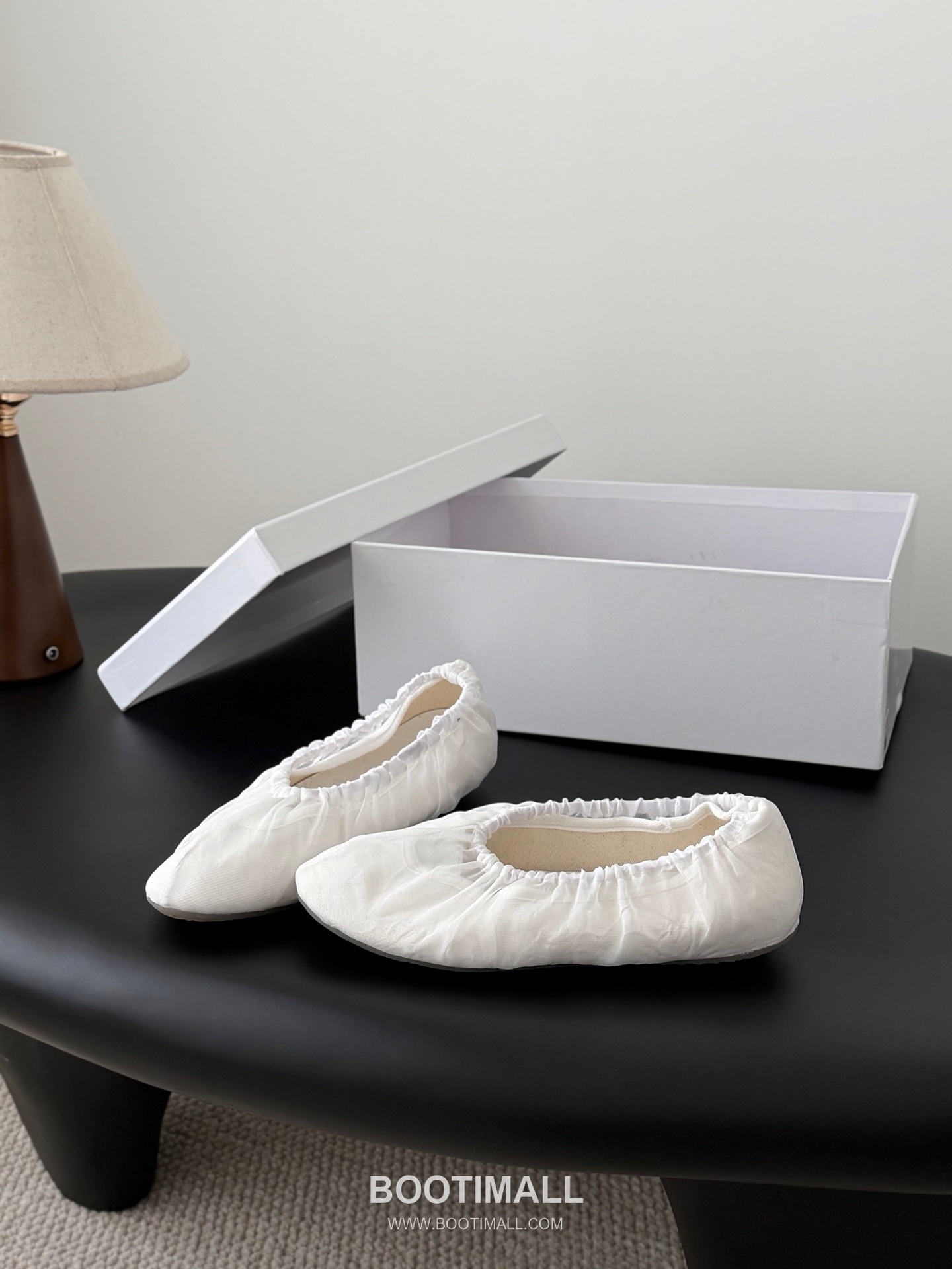 Maison Margiela Tabi Split-Toe Ballet Flat Vegetable-Tanned Sheepskin Black Ballet Flat 메종 마르지엘라 타비 스플릿 토 발레 플랫 식물성 태닝 양가죽 블랙 발레 플랫 2