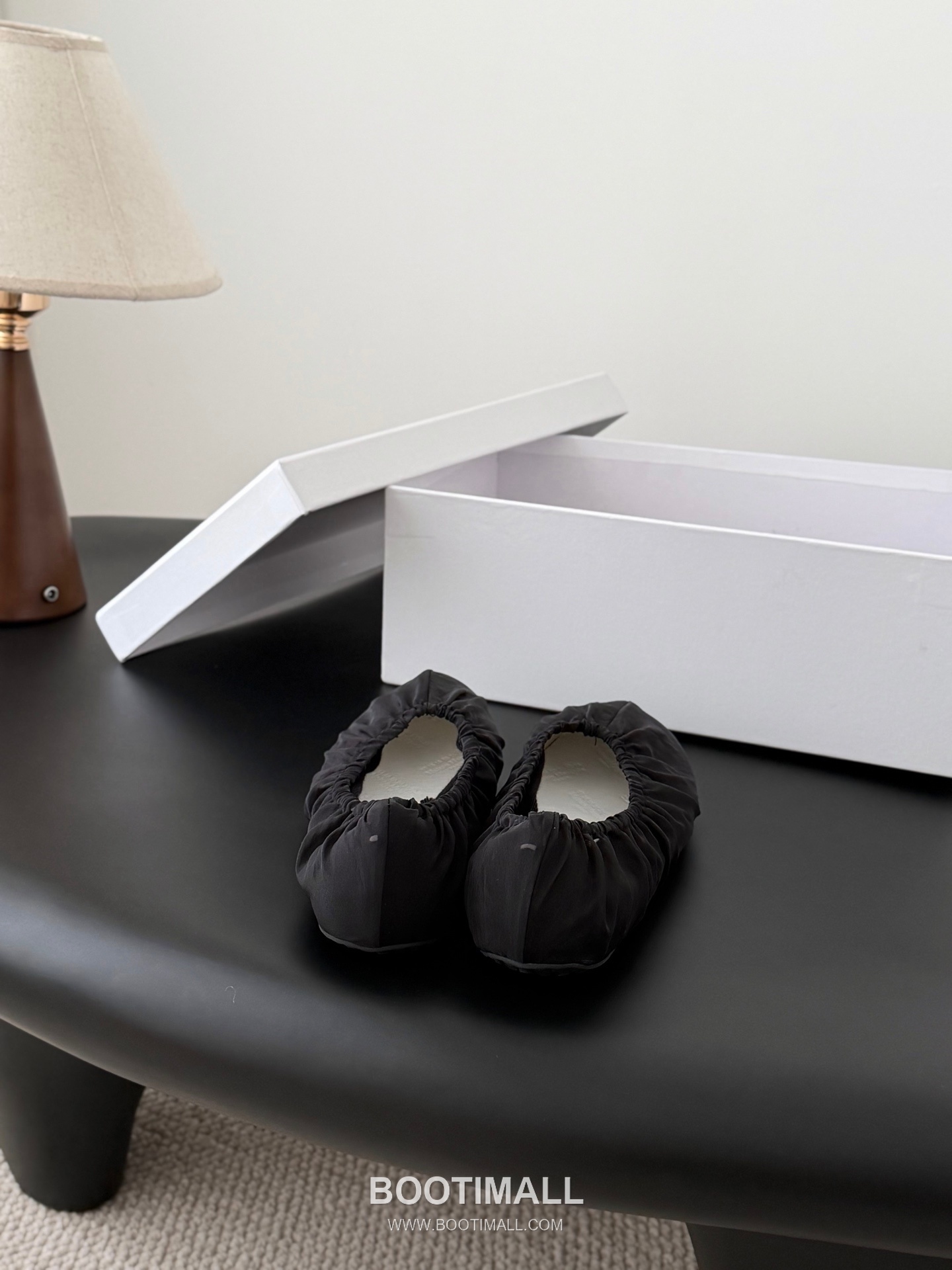 Maison Margiela Tabi Split-Toe Ballet Flat Vegetable-Tanned Sheepskin Black Ballet Flat 메종 마르지엘라 타비 스플릿 토 발레 플랫 식물성 태닝 양가죽 블랙 발레 플랫 5