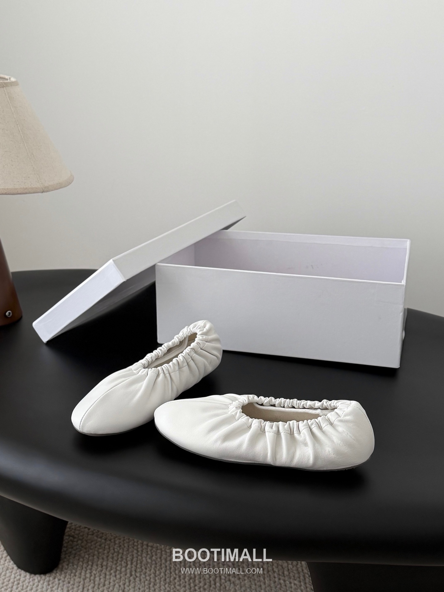 Maison Margiela Tabi Split-Toe Ballet Flat Vegetable-Tanned Sheepskin Black Ballet Flat 메종 마르지엘라 타비 스플릿 토 발레 플랫 식물성 태닝 양가죽 블랙 발레 플랫 2