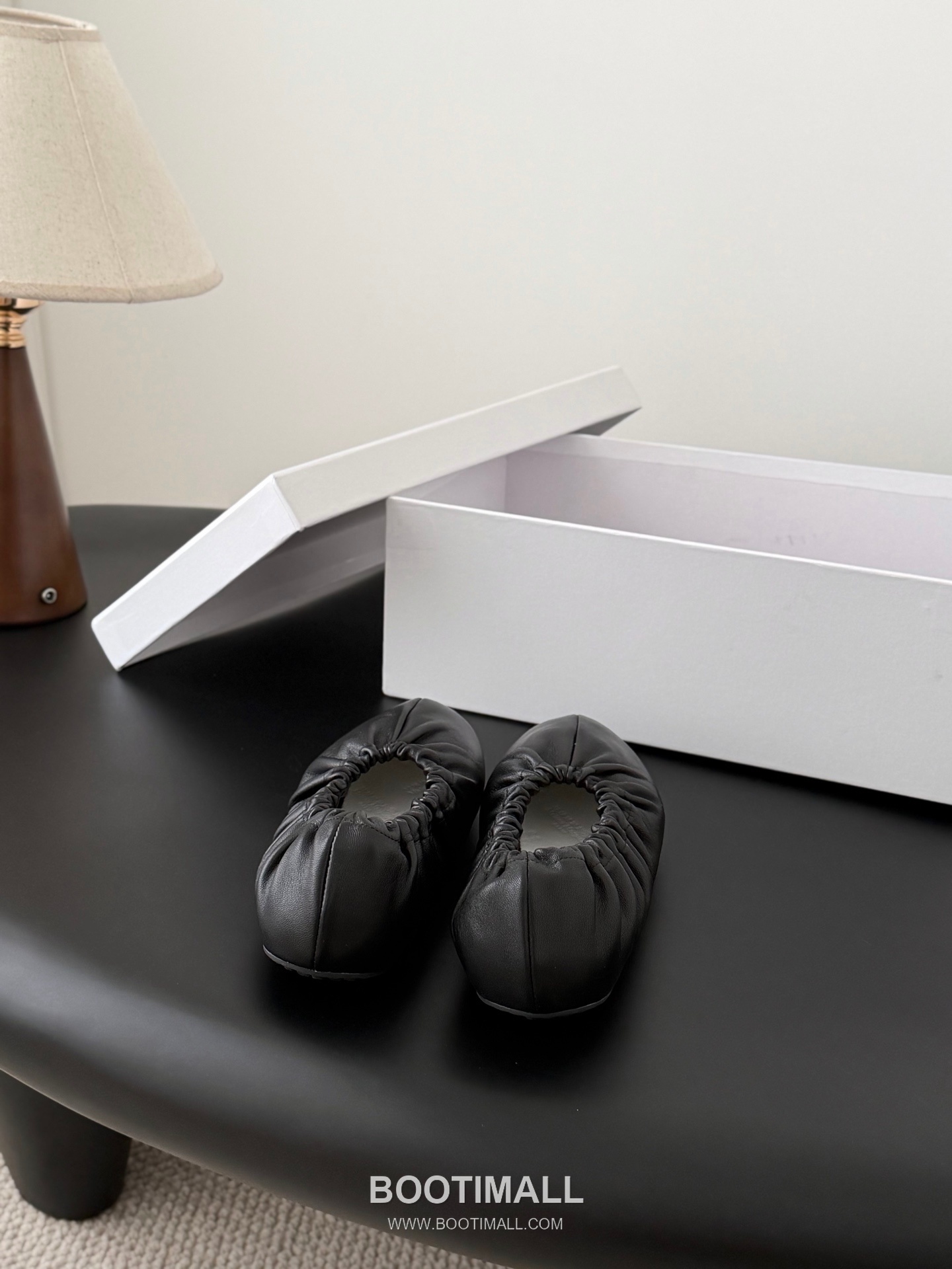 Maison Margiela Tabi Split-Toe Ballet Flat Vegetable-Tanned Sheepskin Black Ballet Flat 메종 마르지엘라 타비 스플릿 토 발레 플랫 식물성 태닝 양가죽 블랙 발레 플랫 5