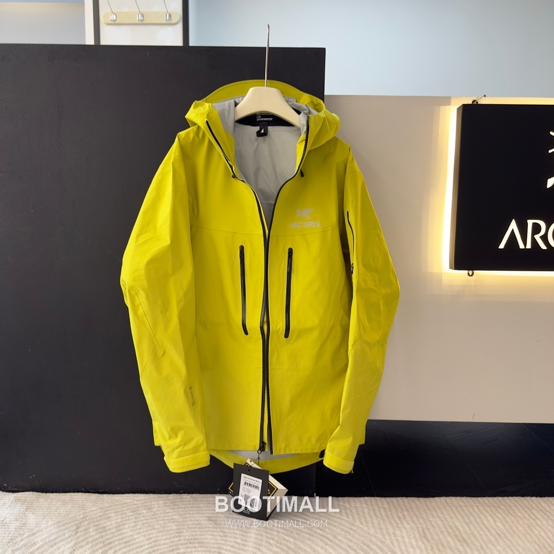 Arc'teryx Alpha SV 7th Hard Shell Jacket Nylon Black Silver Jacket 아크테릭스 알파 SV 7세대 하드 쉘 자켓 나일론 블랙 실버 자켓 -2 5