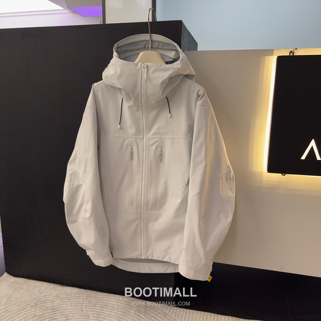 Arc'teryx Alpha SV 7th Hard Shell Jacket Nylon Black Silver Jacket 아크테릭스 알파 SV 7세대 하드 쉘 자켓 나일론 블랙 실버 자켓 -2 2
