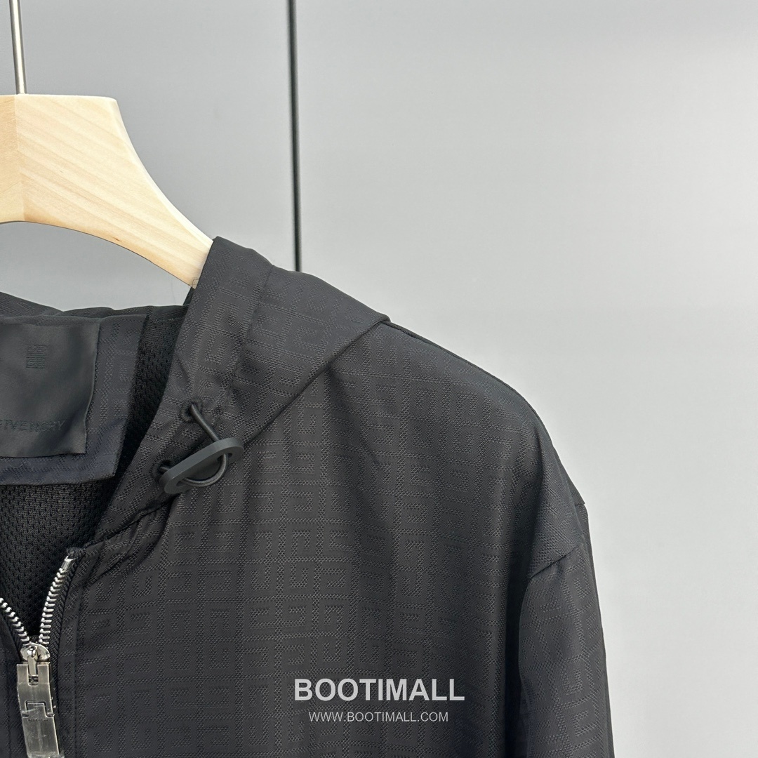 Givenchy Jacquard Hooded Jacket Nylon Black 지방시 자카드 후드 자켓 나일론 블랙 3