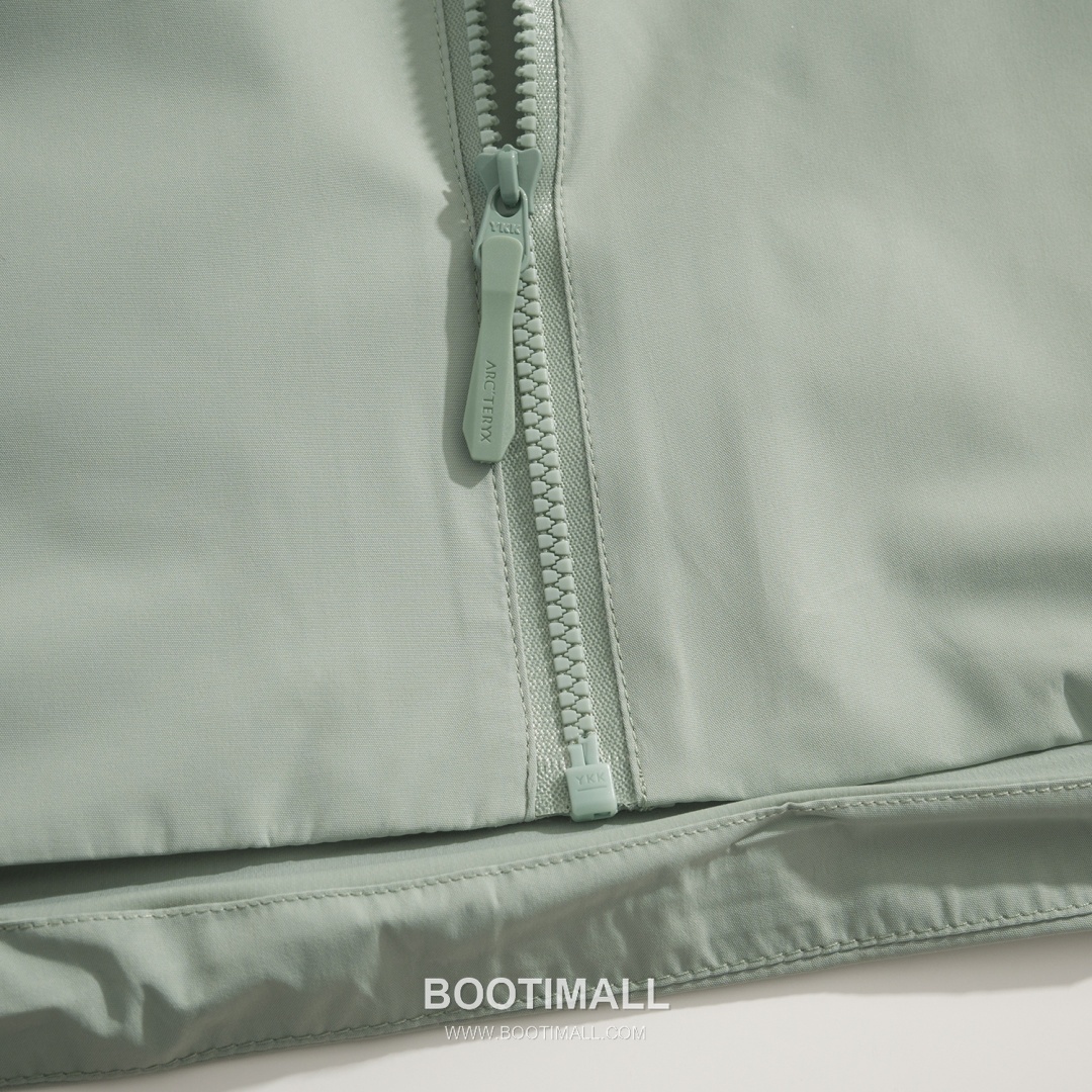 Arc'teryx Solano Hoody Polyester Black Windbreaker 아크테릭스 솔라노 후디 폴리에스터 블랙 바람막이 32