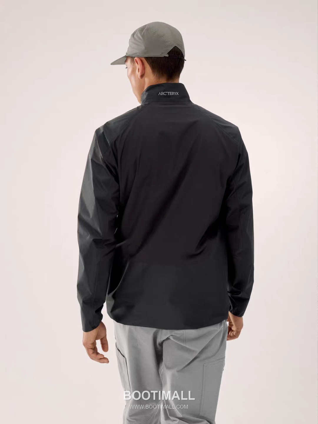 Gucci Logo Label Tee Cotton Black Long Sleeve T-Shirt 구찌 로고 라벨 티셔츠 코튼 블랙 긴팔 티셔츠 XS, S, M, L 3