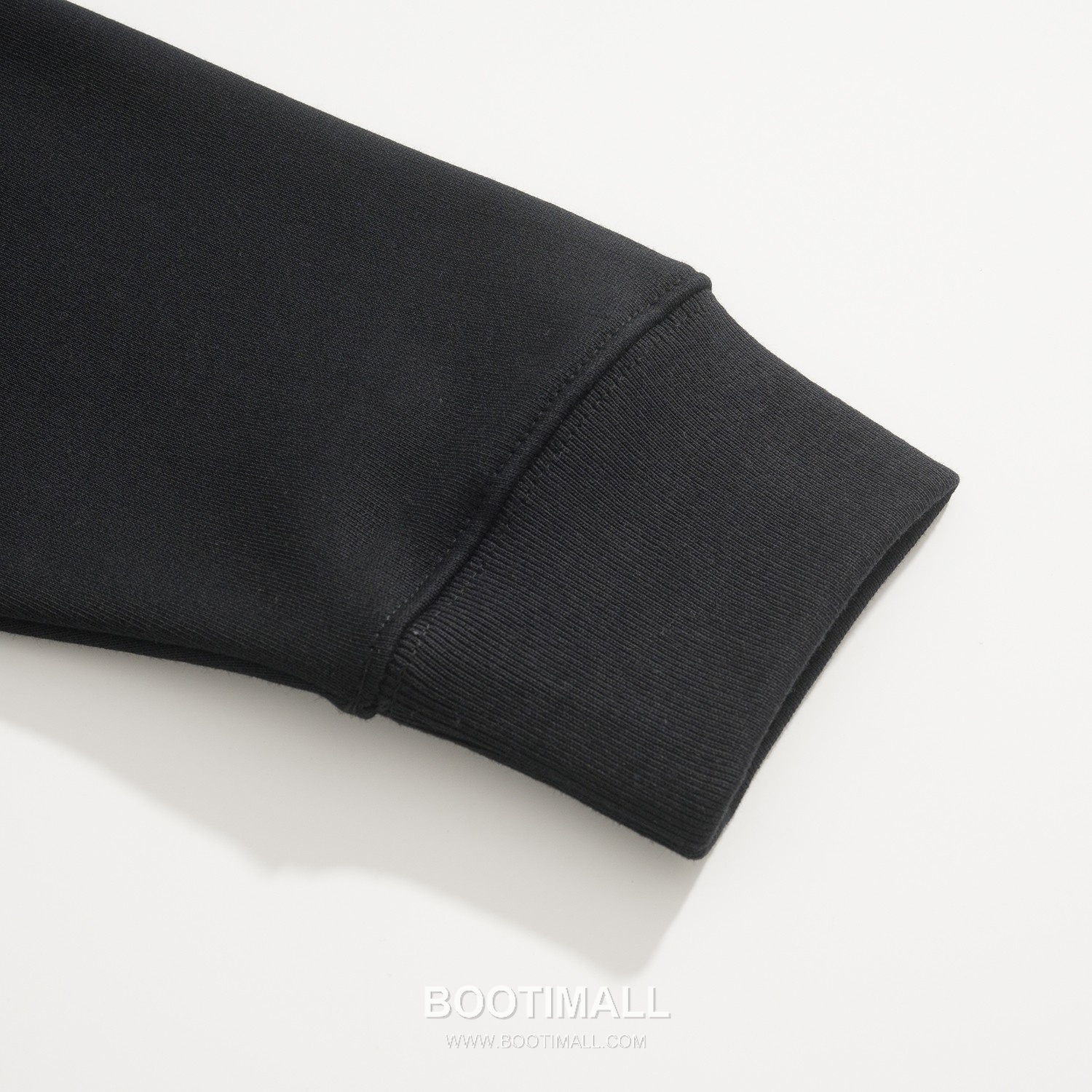 Gucci Logo Label Tee Cotton Black Long Sleeve T-Shirt 구찌 로고 라벨 티셔츠 코튼 블랙 긴팔 티셔츠 XS, S, M, L 15