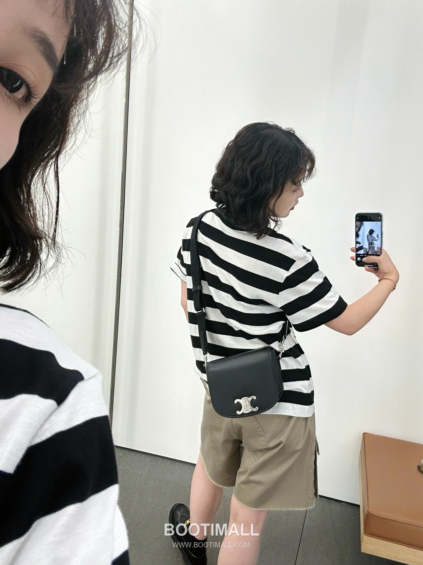 Celine Triomphe Stripe T-Shirt Mercerized Cotton Black 셀린느 트리옹프 스트라이프 티셔츠 실켓 코튼 블랙 S, M, L, XL 1