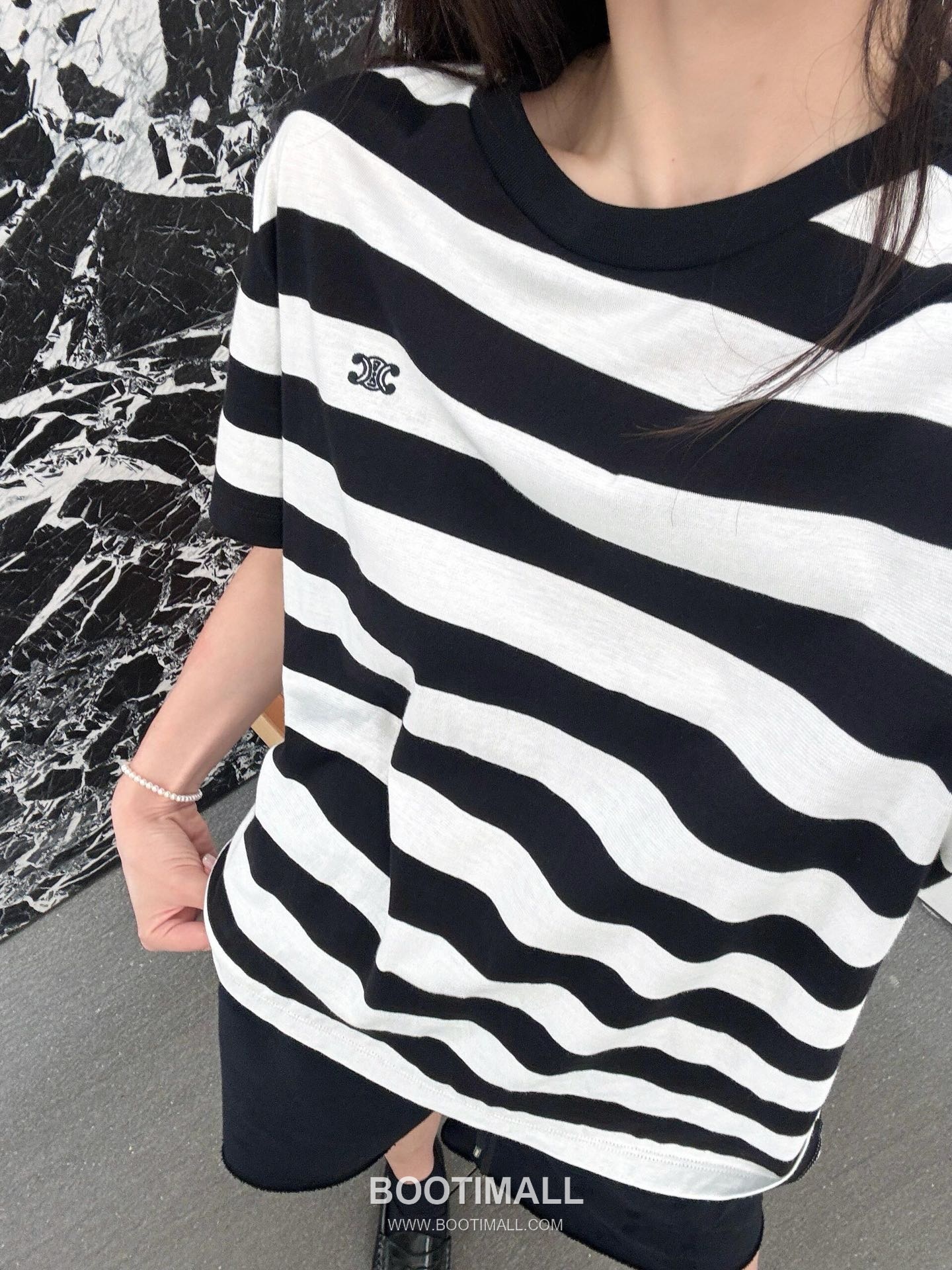 Celine Triomphe Stripe T-Shirt Mercerized Cotton Black 셀린느 트리옹프 스트라이프 티셔츠 실켓 코튼 블랙 S, M, L, XL 4