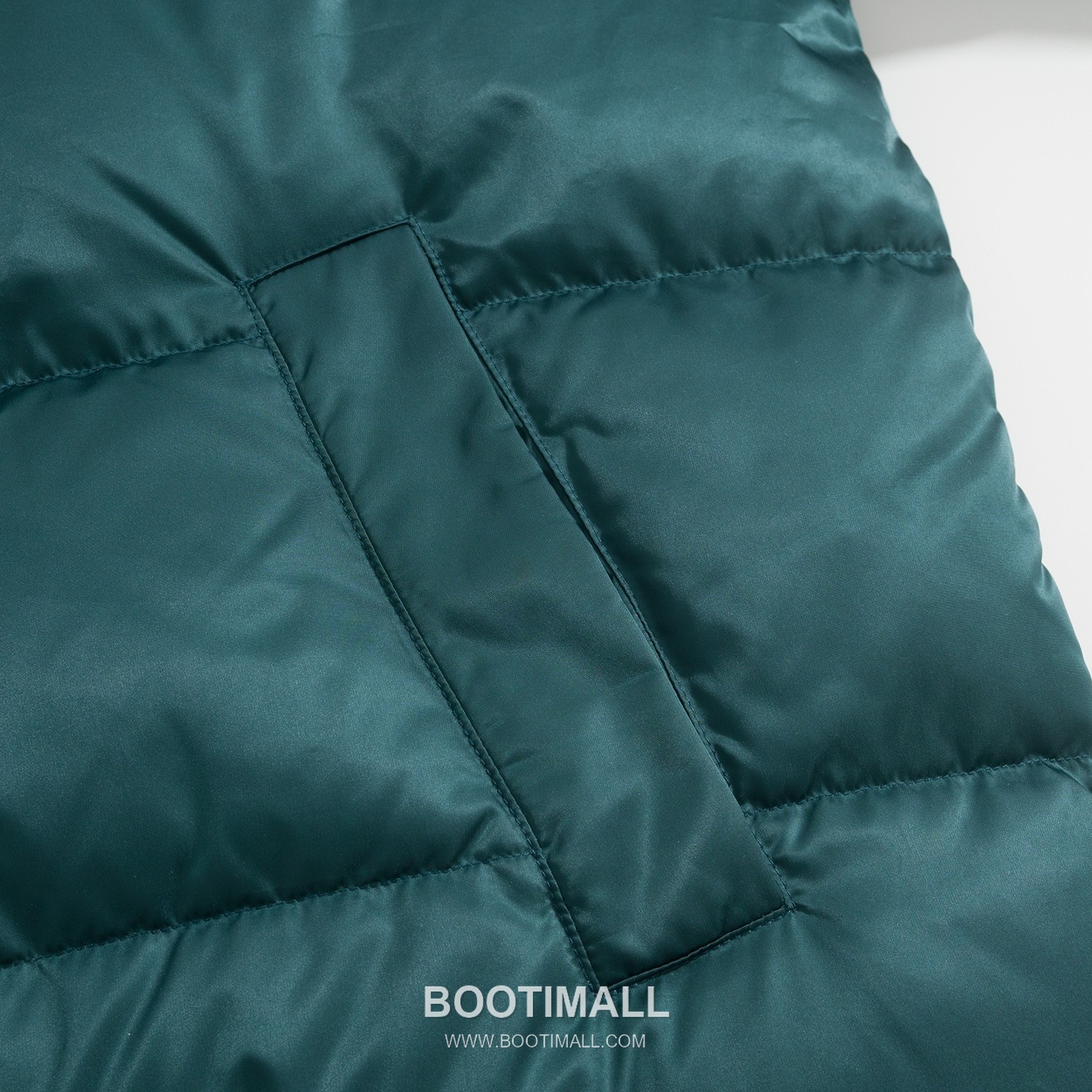 Prada Hooded Down Jacket Black 프라다 후드 다운 재킷 블랙 46, 48, 50, 52 11