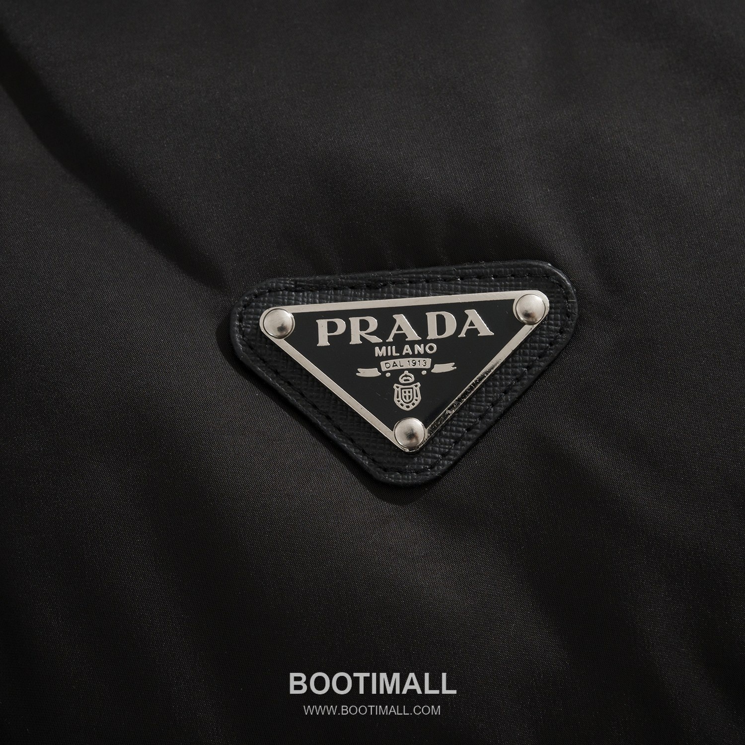 Prada Hooded Down Jacket Black 프라다 후드 다운 재킷 블랙 46, 48, 50, 52 17