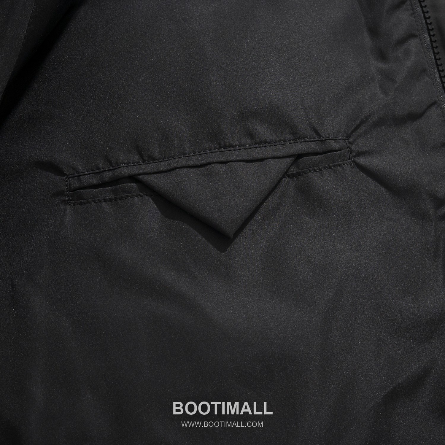 Prada Hooded Down Jacket Black 프라다 후드 다운 재킷 블랙 46, 48, 50, 52 21