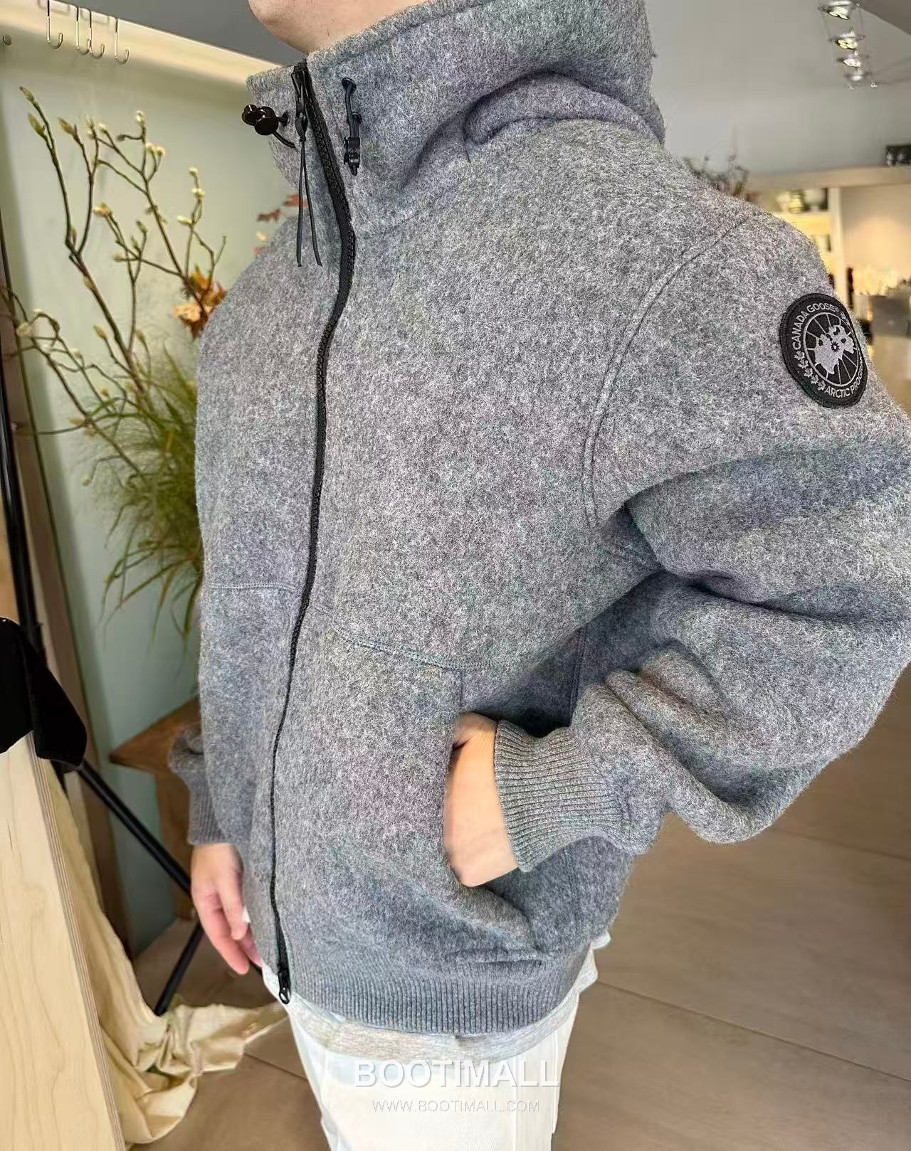 Gucci Badge Hoodie Jacket Wool Blend Fleece 구찌 와펜 후드 자켓 울 블렌드 플리스 S, M, L, XL 3