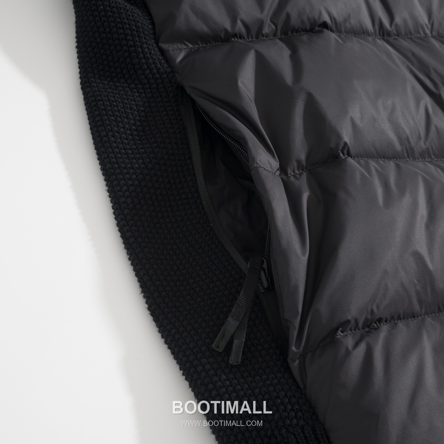 Gucci Knit Panel Down Jacket Polyester Navy 구찌 니트 패널 다운 재킷 폴리에스터 네이비 S, M, L, XL 9