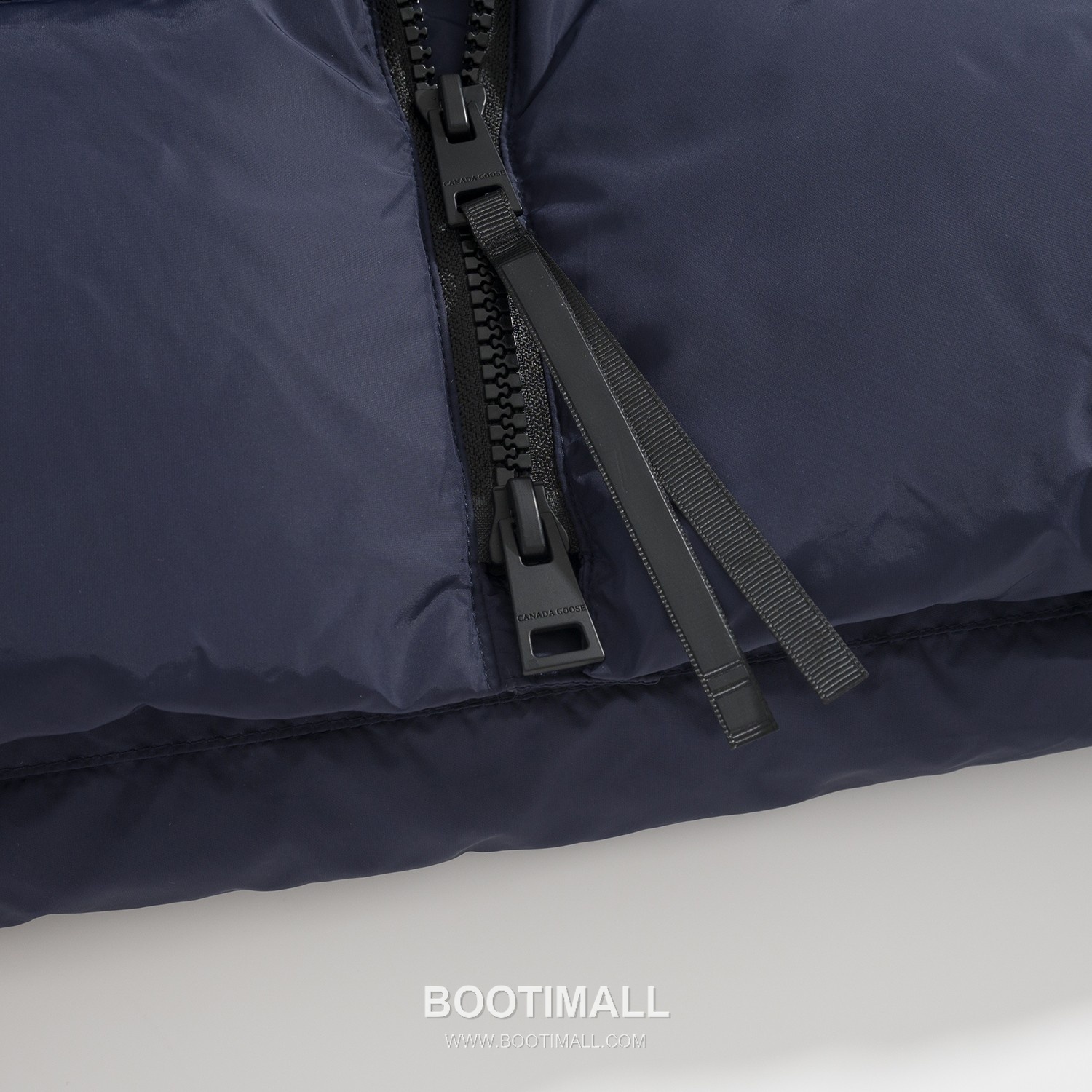 Gucci Knit Panel Down Jacket Polyester Navy 구찌 니트 패널 다운 재킷 폴리에스터 네이비 S, M, L, XL 20