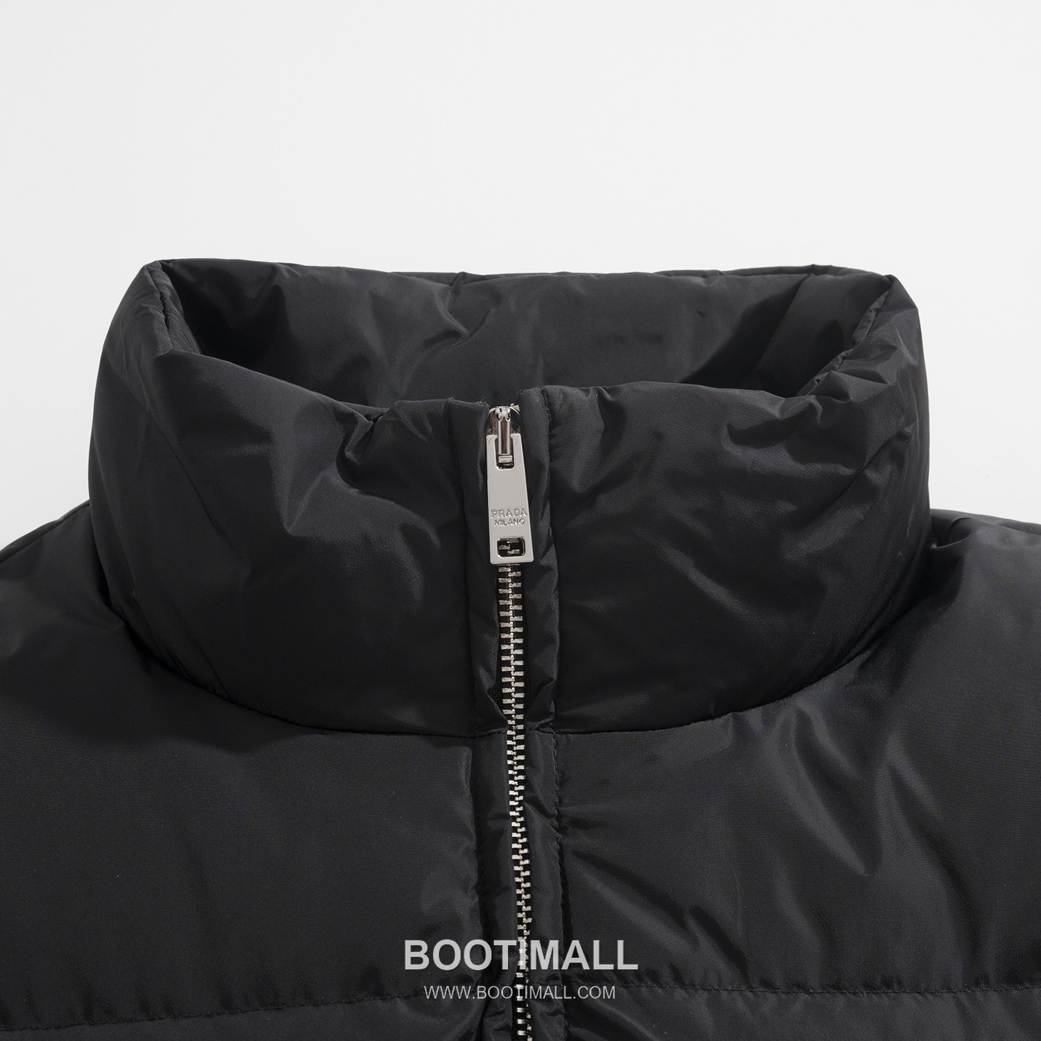 Prada Re-Nylon Down Jacket Re-Nylon Black 프라다 리나일론 다운 재킷 리나일론 블랙 S, M, L, XL 6