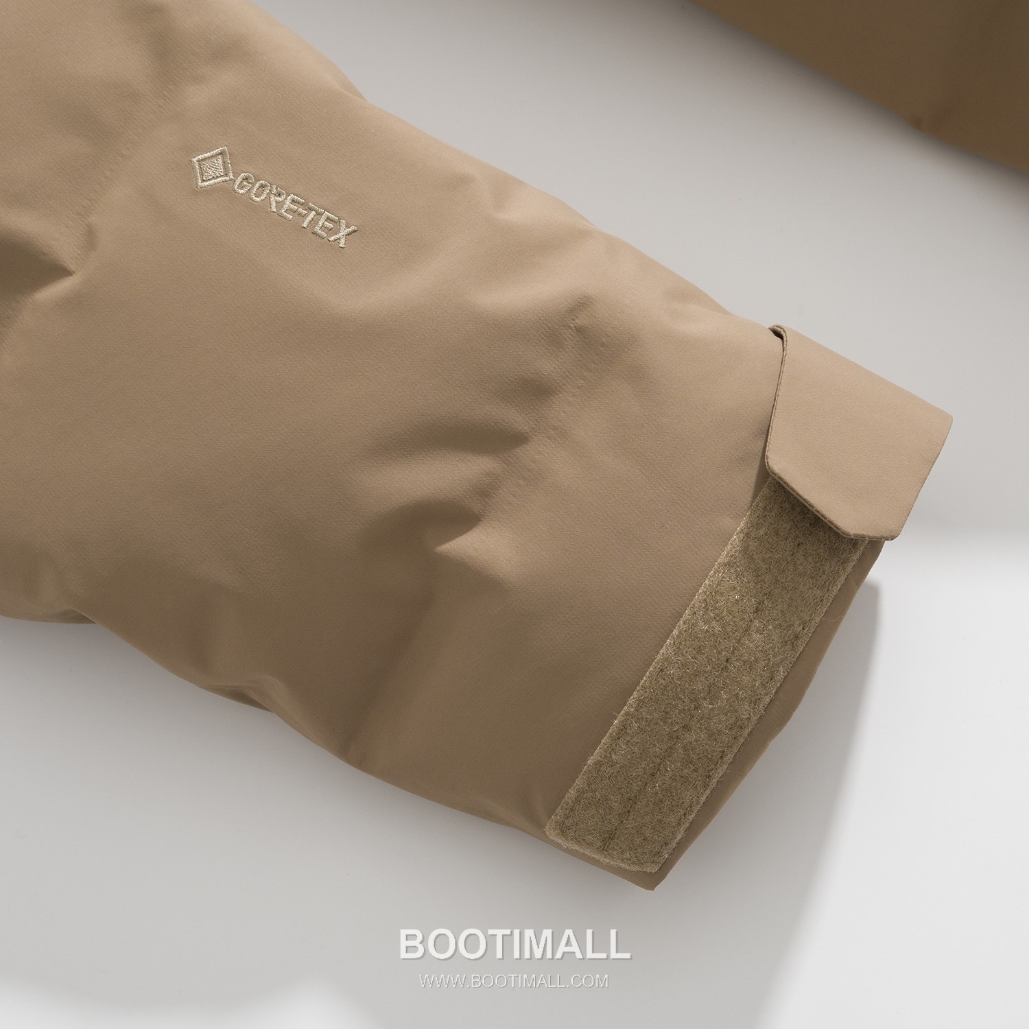 Arc'teryx Fissile SV Down Jacket GORE-TEX Black 아크테릭스 피실 SV 다운 재킷 고어텍스 블랙 5