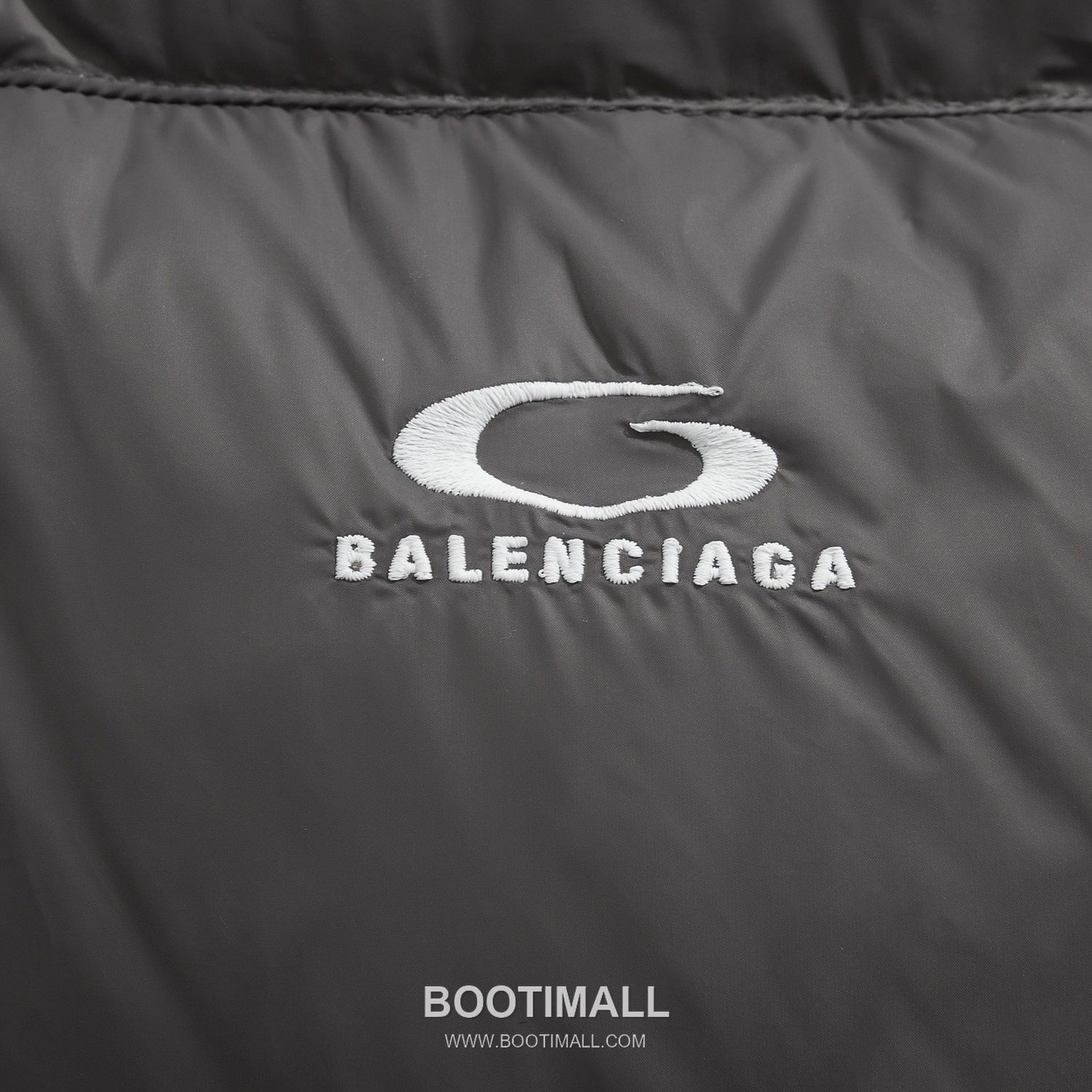 Gucci Embroidered Down Jacket Black 구찌 자수 다운 재킷 블랙 S, M, L, XL 8