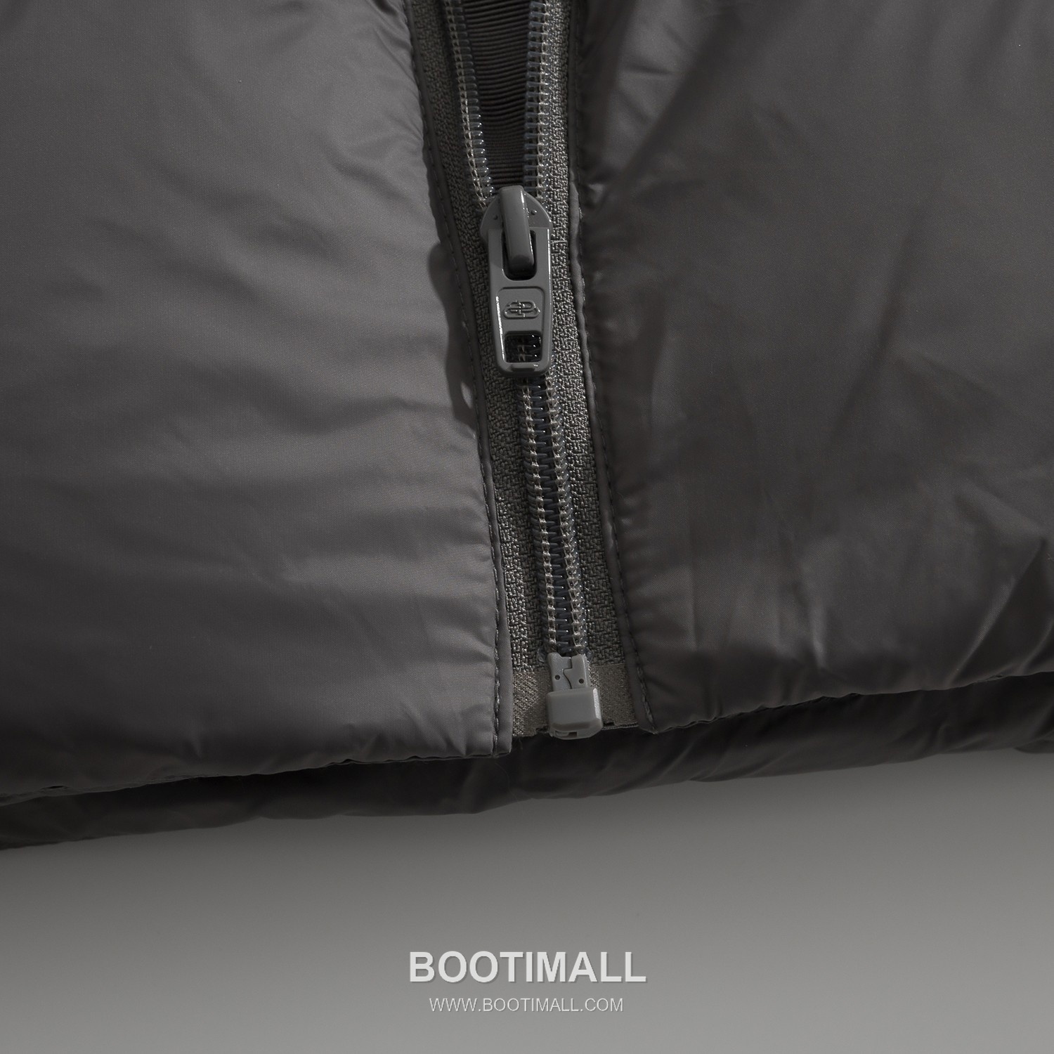 Gucci Embroidered Down Jacket Black 구찌 자수 다운 재킷 블랙 S, M, L, XL 10