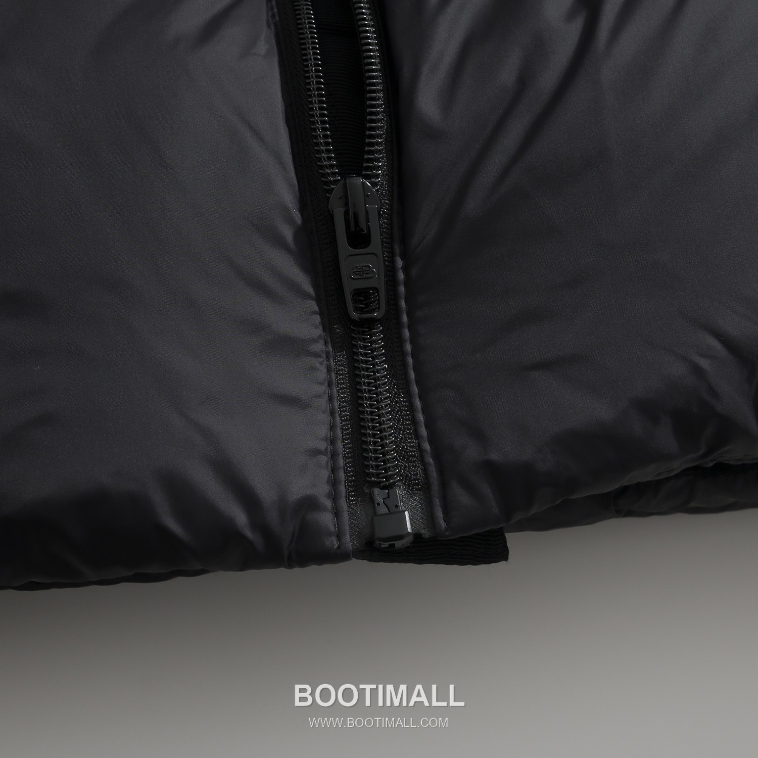 Gucci Embroidered Down Jacket Black 구찌 자수 다운 재킷 블랙 S, M, L, XL 18