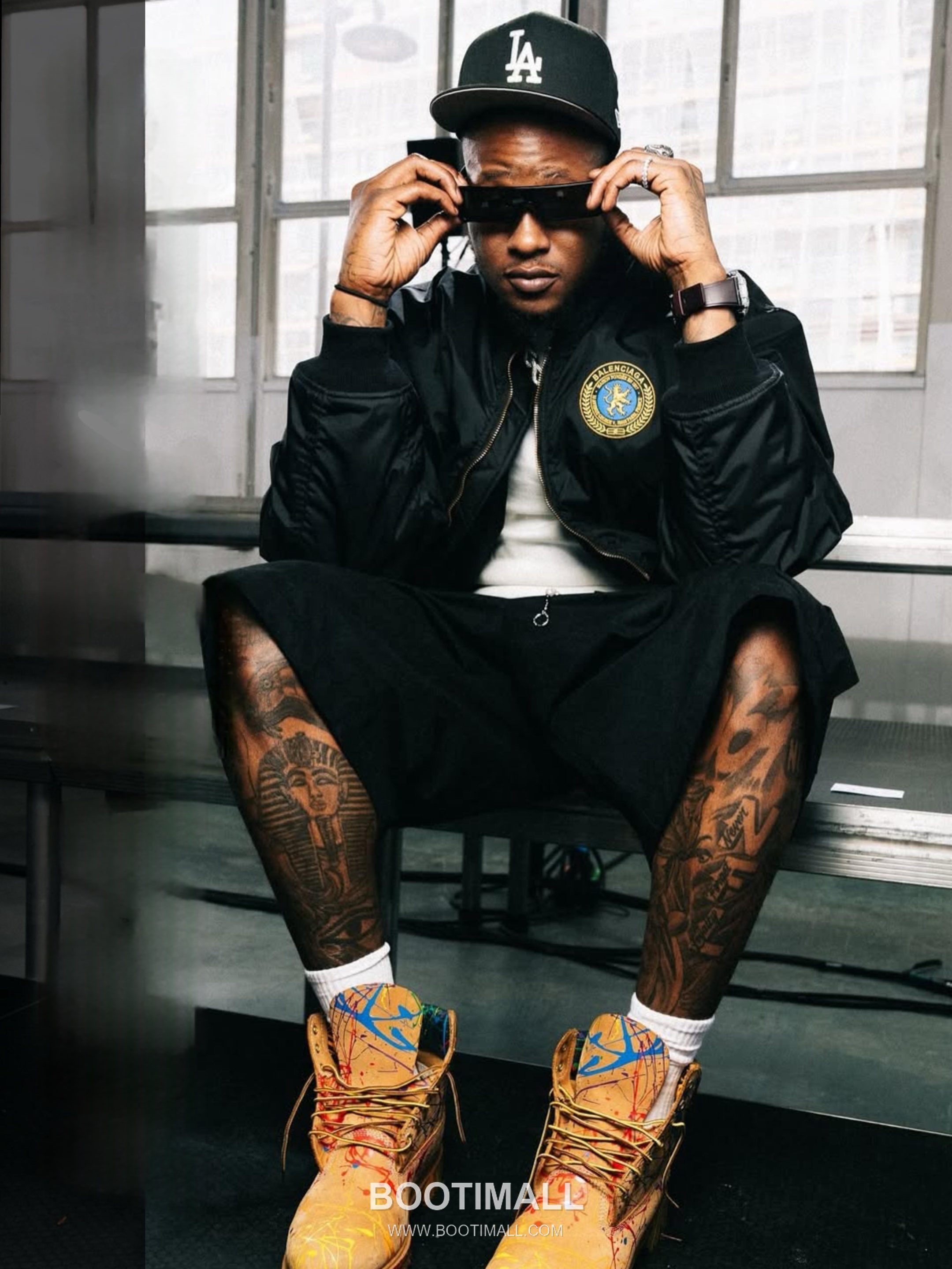 Gucci Lion Crest Jacket Nylon, Velvet, Cotton Black Padded Jacket 구찌 라이온 크레스트 자켓 나일론, 벨벳, 코튼 블랙 패딩 자켓 44, 46, 48, 50 2