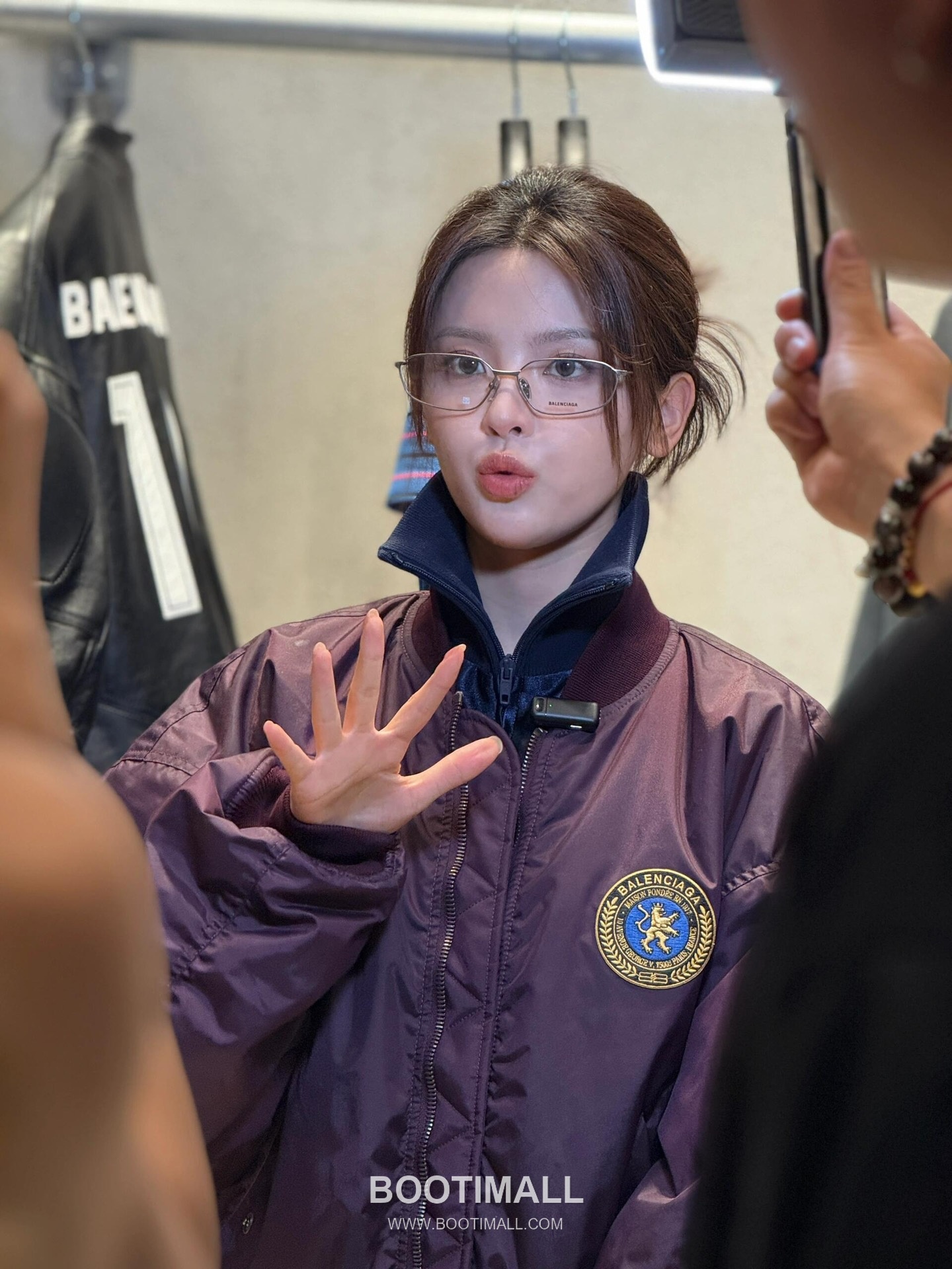 Gucci Lion Crest Jacket Nylon, Velvet, Cotton Black Padded Jacket 구찌 라이온 크레스트 자켓 나일론, 벨벳, 코튼 블랙 패딩 자켓 5