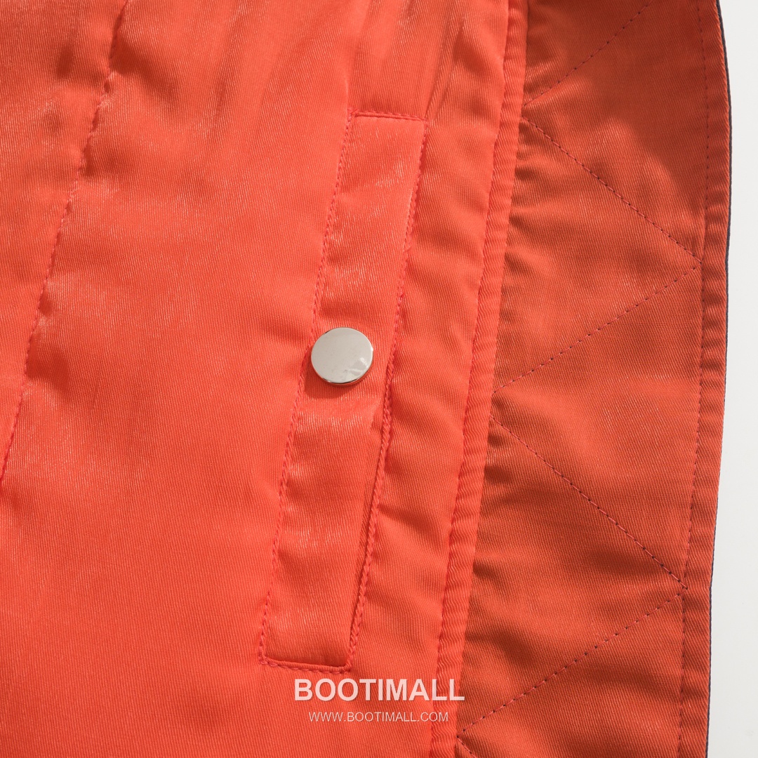 Prada Knit Logo Puffer Nylon Navy Down Jacket 프라다 니트 로고 패퍼 나일론 네이비 다운재킷 38, 40, 42, 44 11