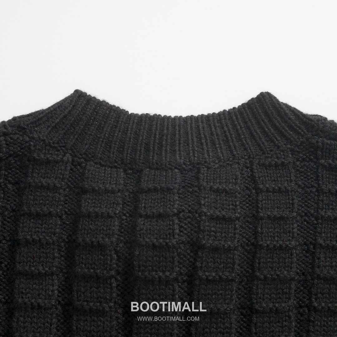 Gucci Embossed Logo Sweater Wool, Cashmere, Calfskin 구찌 엠보 로고 스웨터 울, 캐시미어, 송아지가죽 8