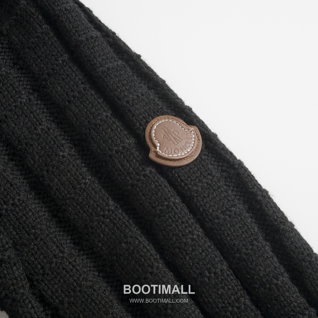 Gucci Embossed Logo Sweater Wool, Cashmere, Calfskin 구찌 엠보 로고 스웨터 울, 캐시미어, 송아지가죽 9