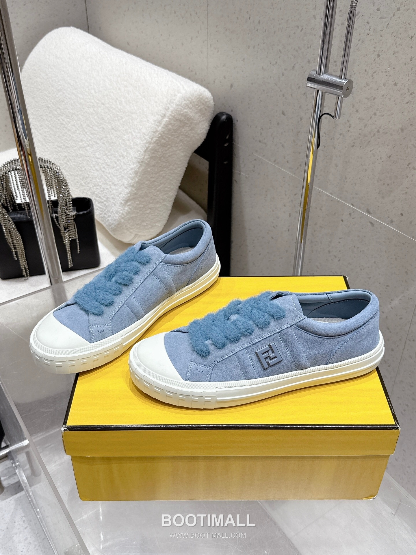 Fendi FF Low Sneakers Leather Black 펜디 FF 로우 스니커즈 레더 블랙 2