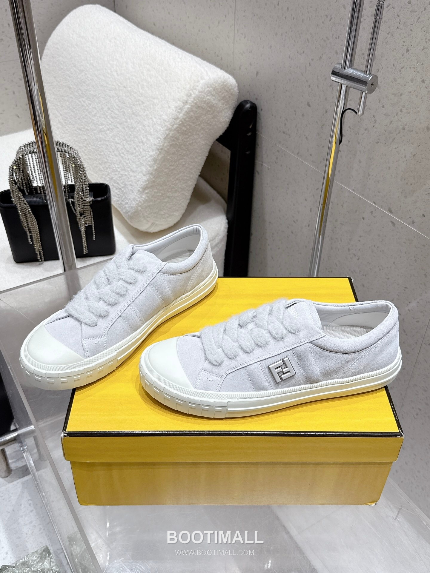 Fendi FF Low Sneakers Leather Black 펜디 FF 로우 스니커즈 레더 블랙 2