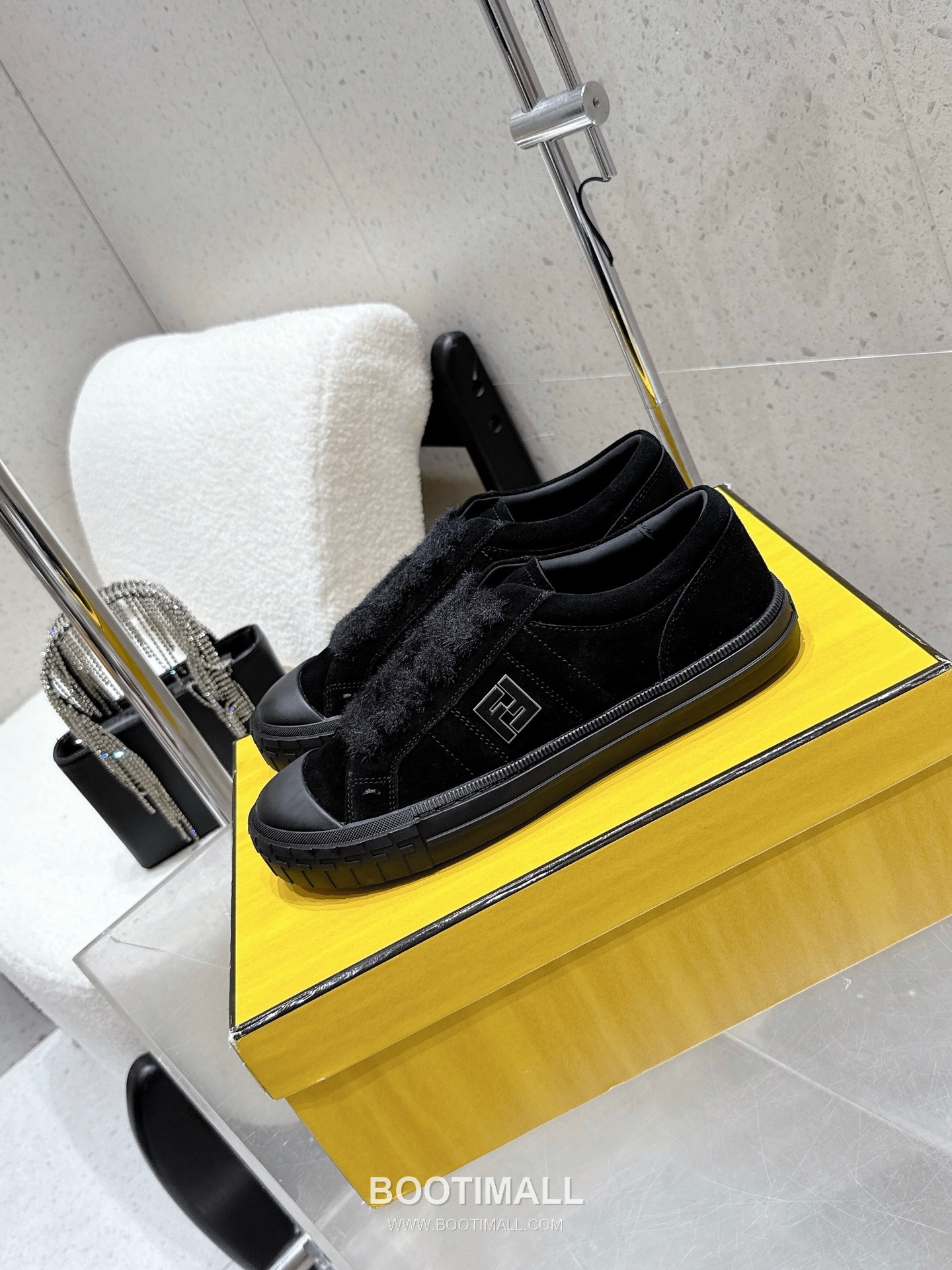 Fendi FF Low Sneakers Leather Black 펜디 FF 로우 스니커즈 레더 블랙 4