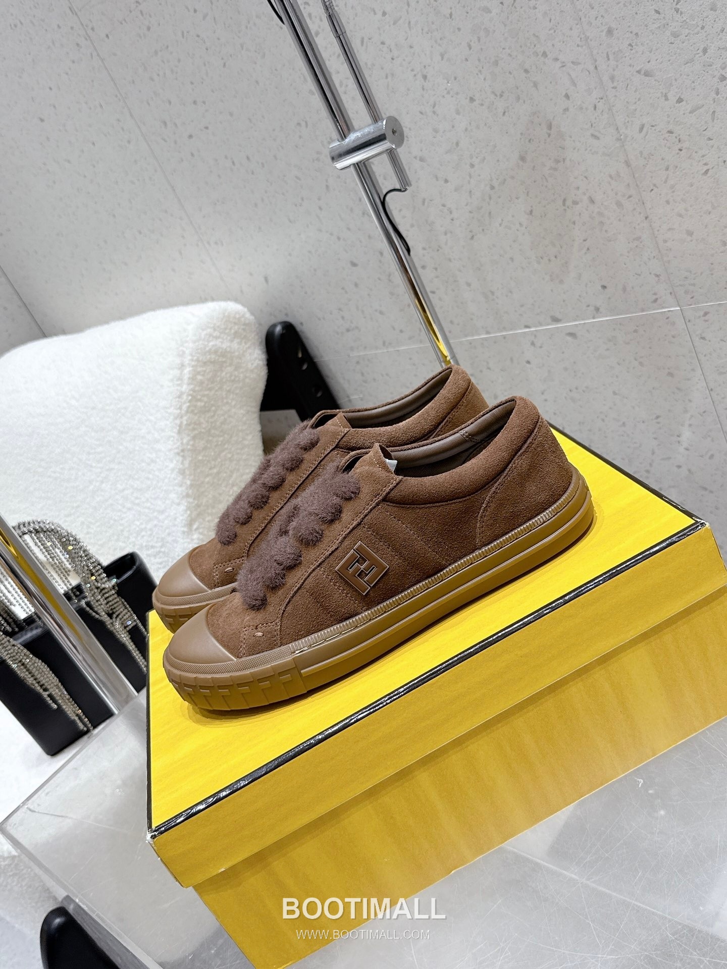 Fendi FF Low Sneakers Leather Black 펜디 FF 로우 스니커즈 레더 블랙 4