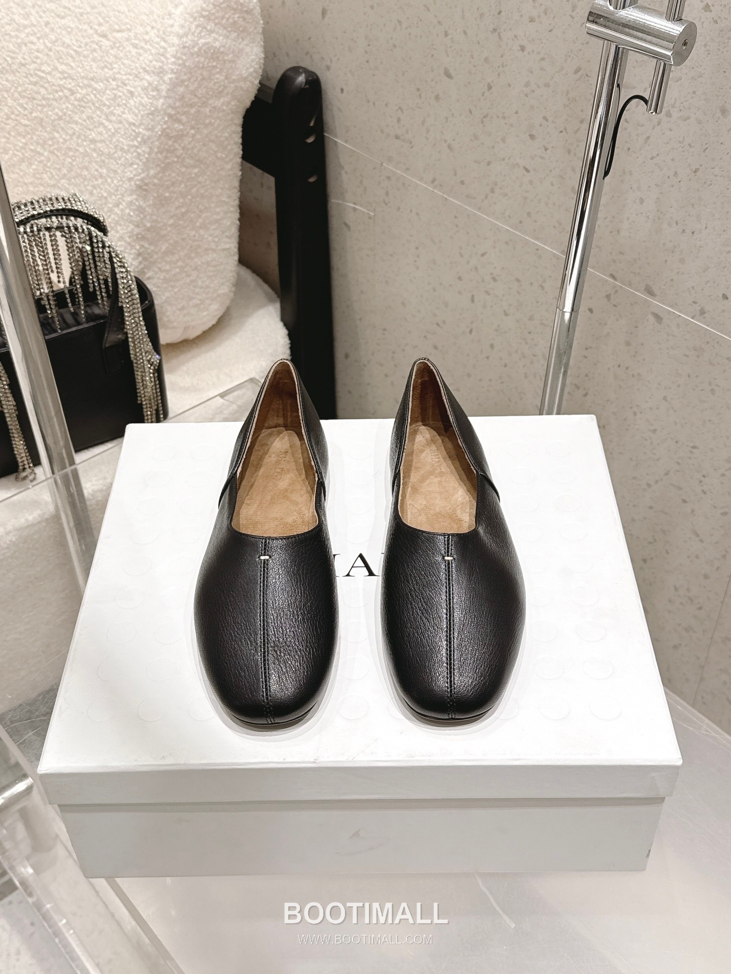Khaite Ballet Flats 카이트 발레 플랫 슈즈 1
