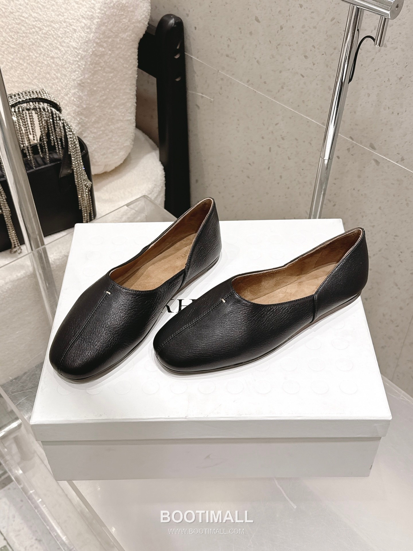 Khaite Ballet Flats 카이트 발레 플랫 슈즈 2