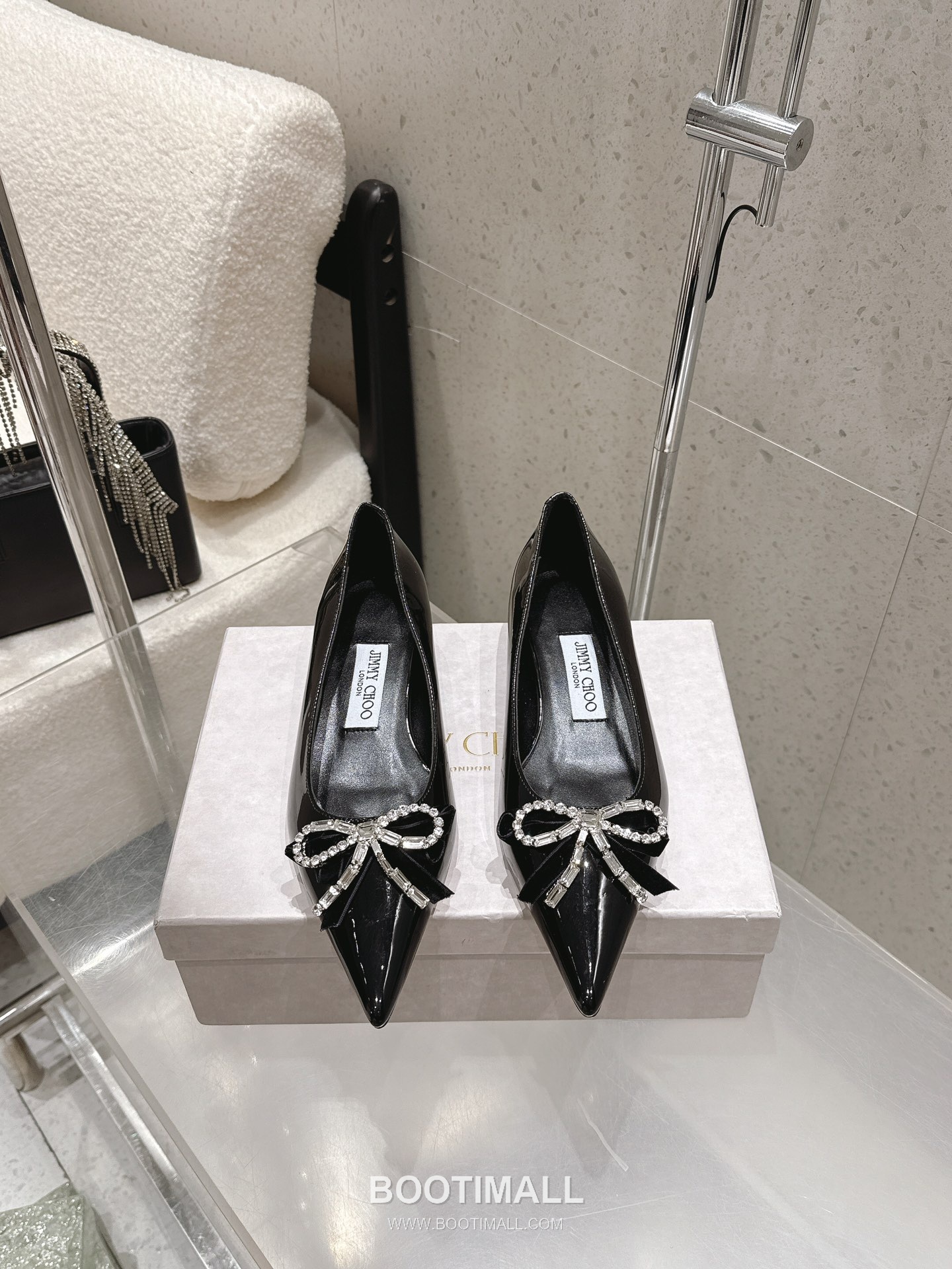 Jimmy Choo Auria Crystal Bow Pumps 지미추 아우리아 크리스탈 보우 펌프스 1