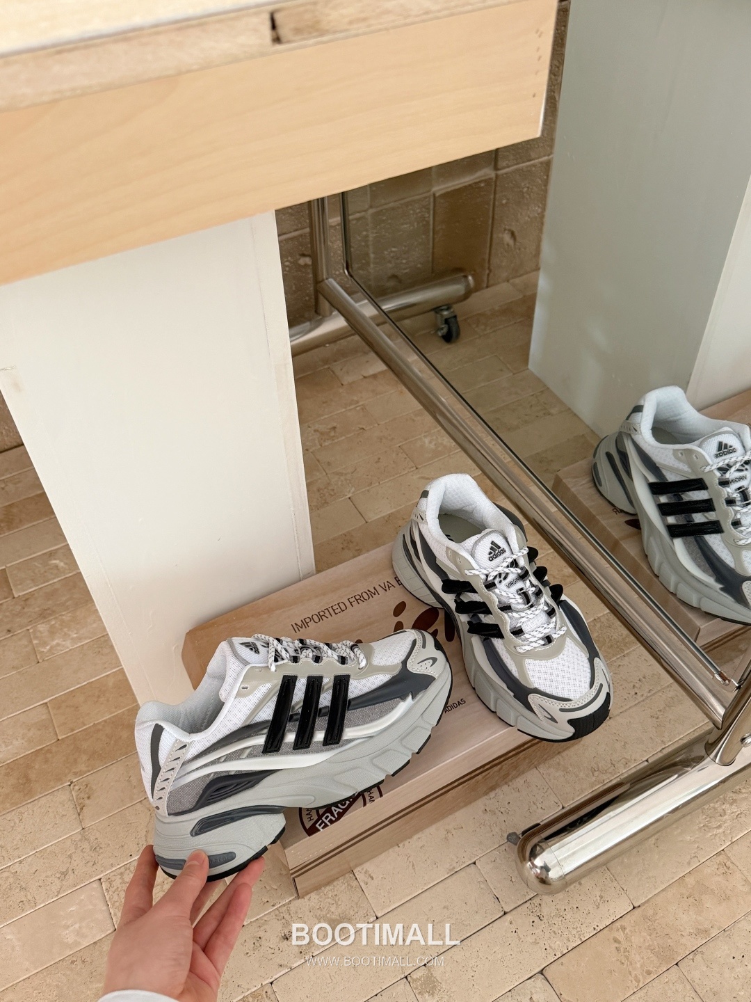 adidas x Bad Bunny Adistar Cushion Sneakers 아디다스 배드버니 아디스타 쿠션 스니커즈 3