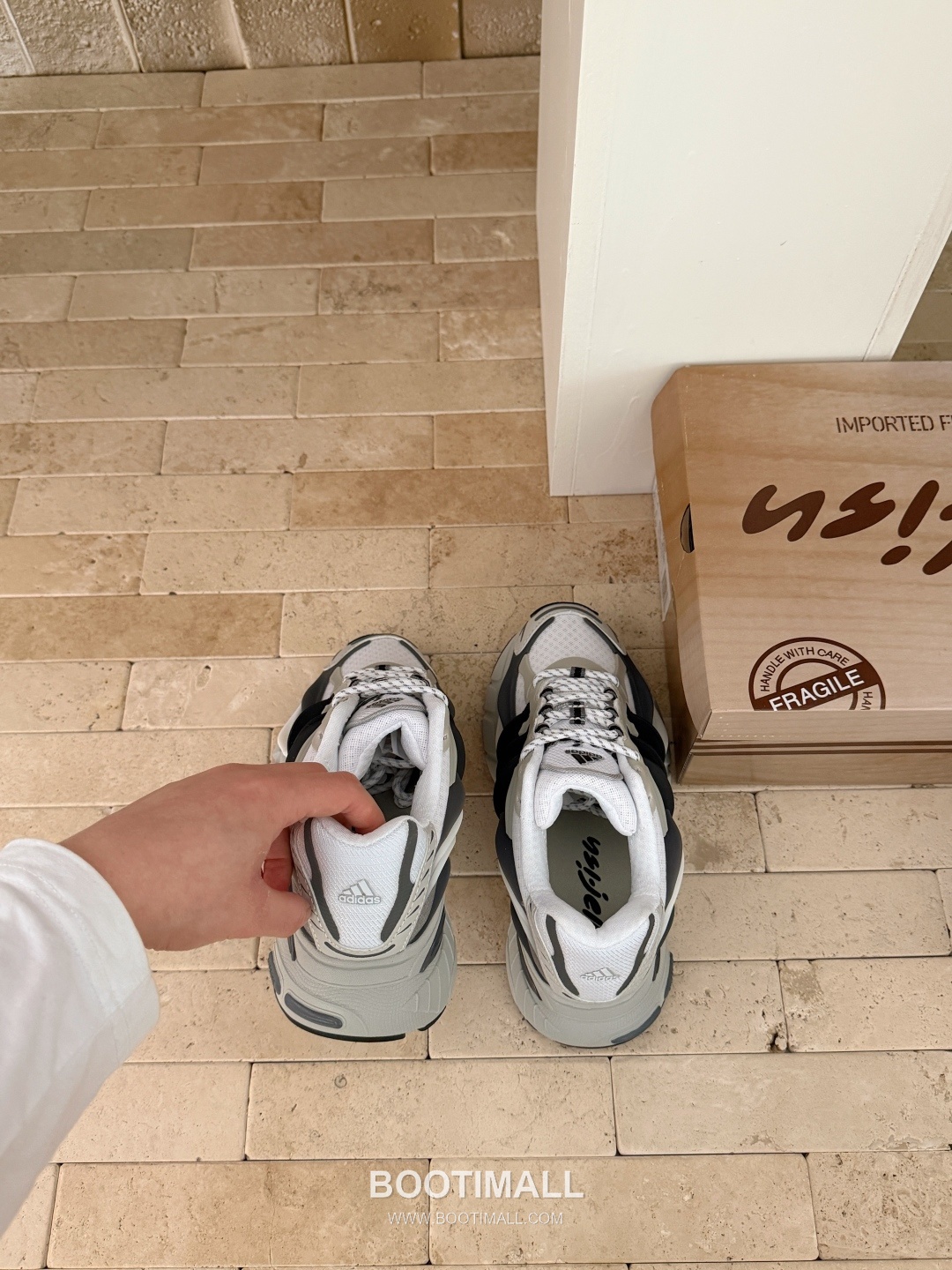 adidas x Bad Bunny Adistar Cushion Sneakers 아디다스 배드버니 아디스타 쿠션 스니커즈 8