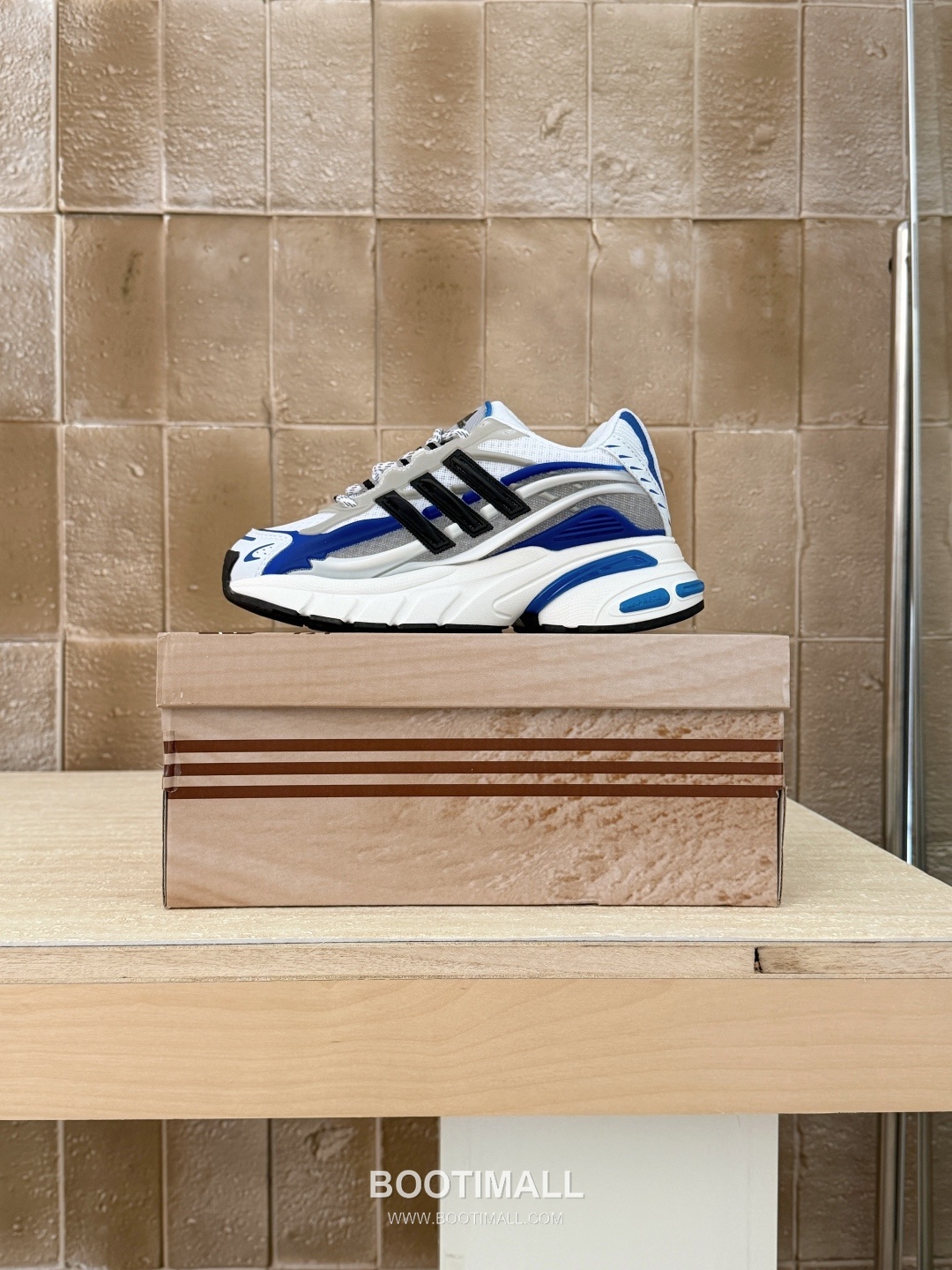 adidas x Bad Bunny Adistar Cushion Sneakers 아디다스 배드버니 아디스타 쿠션 스니커즈 2