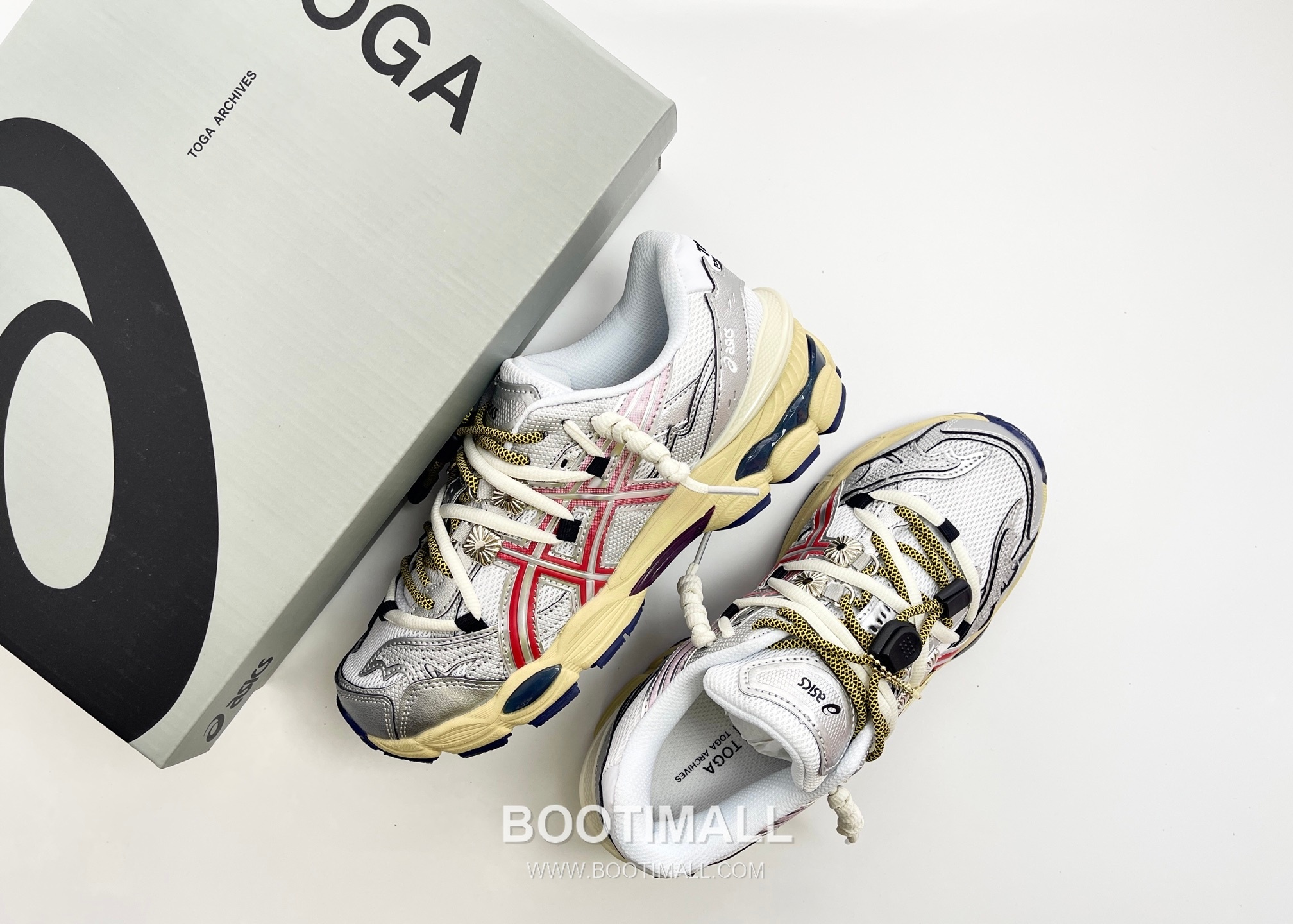 TOGA x ASICS Gel-Cumulus 16 Mesh Synthetic White Sneakers 토가 x 아식스 젤 큐뮬러스 16 메쉬 합성소재 화이트 스니커즈 2