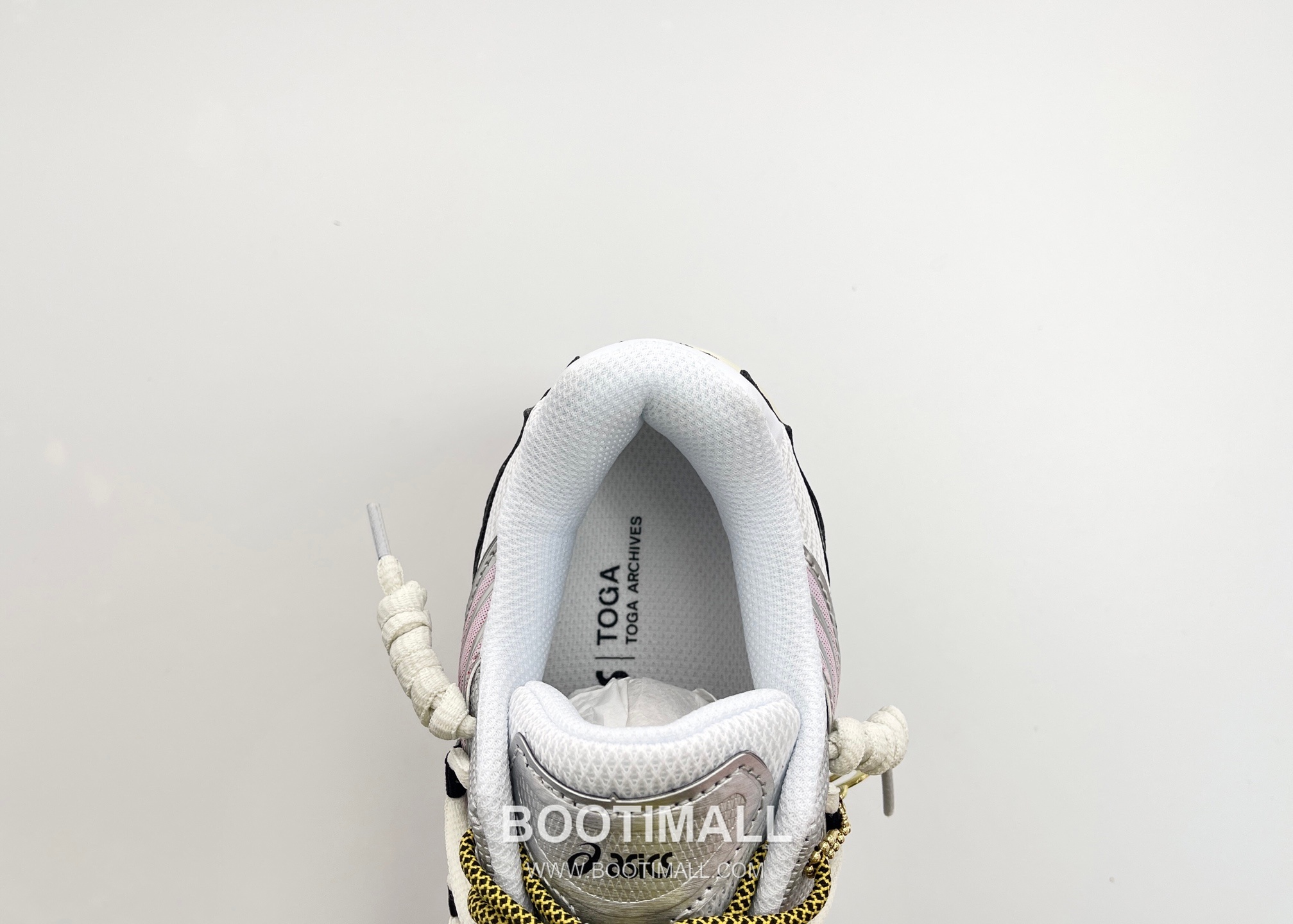 TOGA x ASICS Gel-Cumulus 16 Mesh Synthetic White Sneakers 토가 x 아식스 젤 큐뮬러스 16 메쉬 합성소재 화이트 스니커즈 9