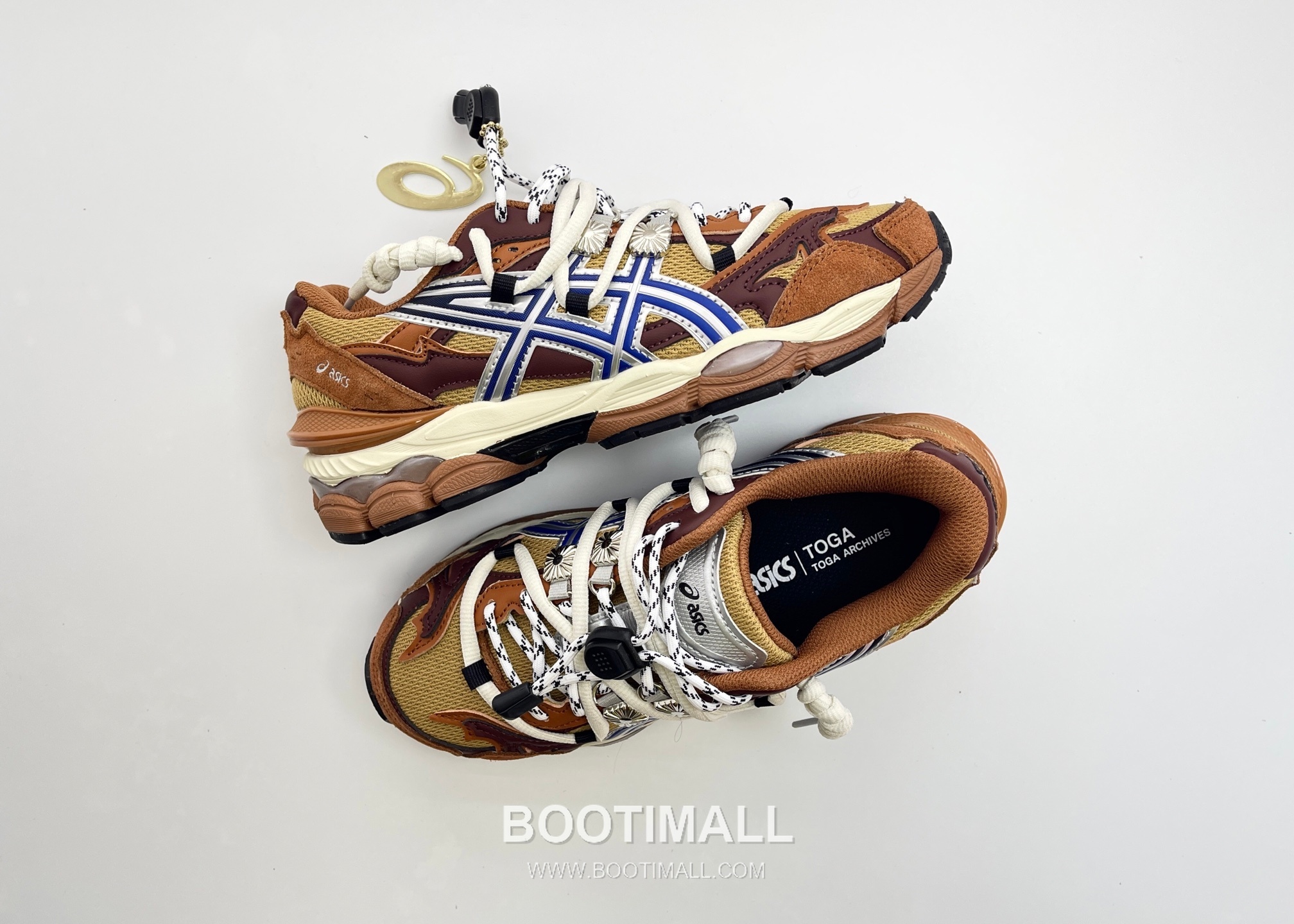 TOGA x ASICS Gel-Cumulus 16 Mesh Black Sneakers 토가 x 아식스 젤 큐뮬러스 16 메쉬 블랙 스니커즈 4