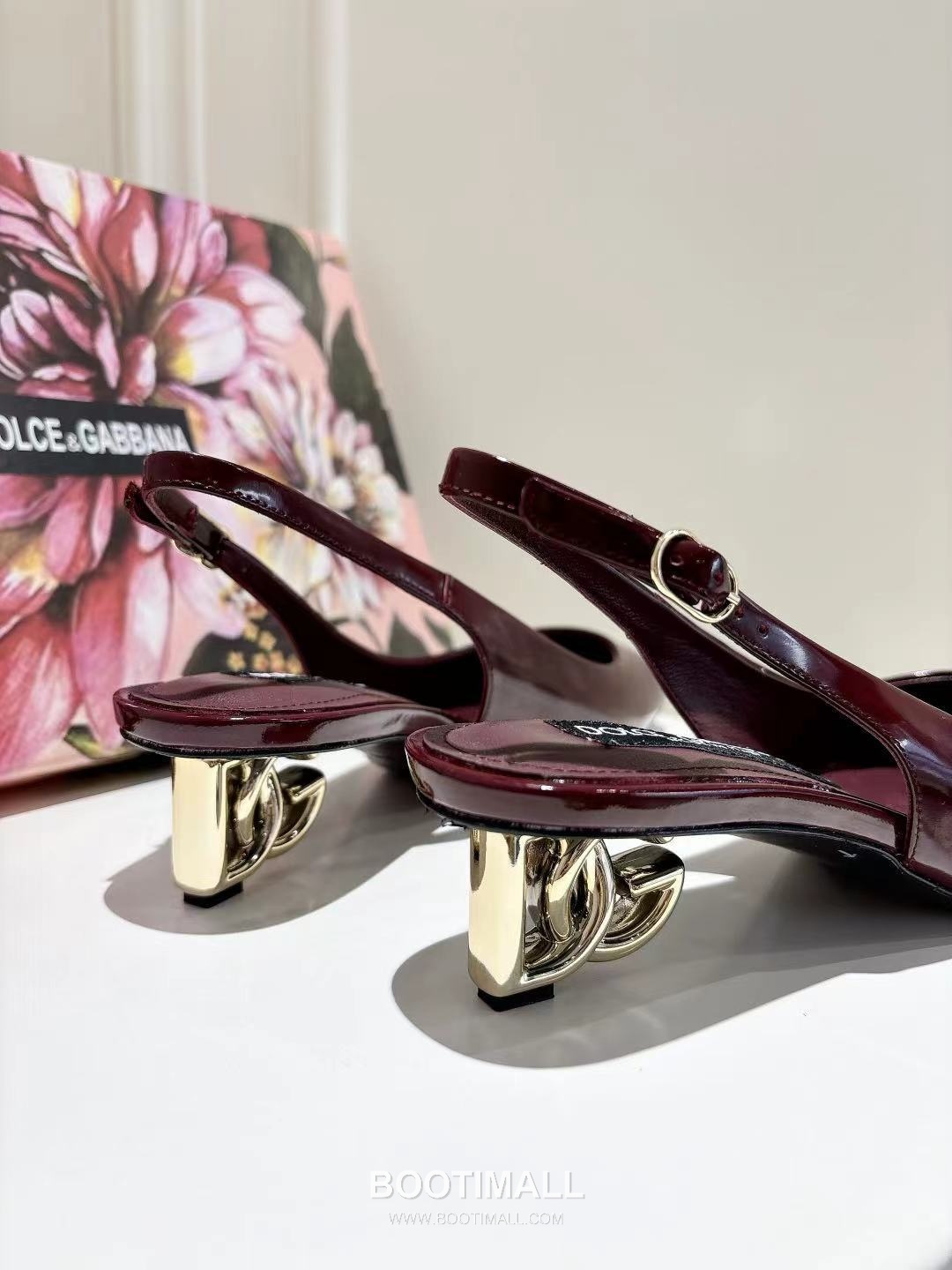 Dolce & Gabbana Patent Heel Pumps Patent Leather Lambskin Black 돌체앤가바나 페이턴트 힐 펌프스 페이턴트 레더 양가죽 블랙 9