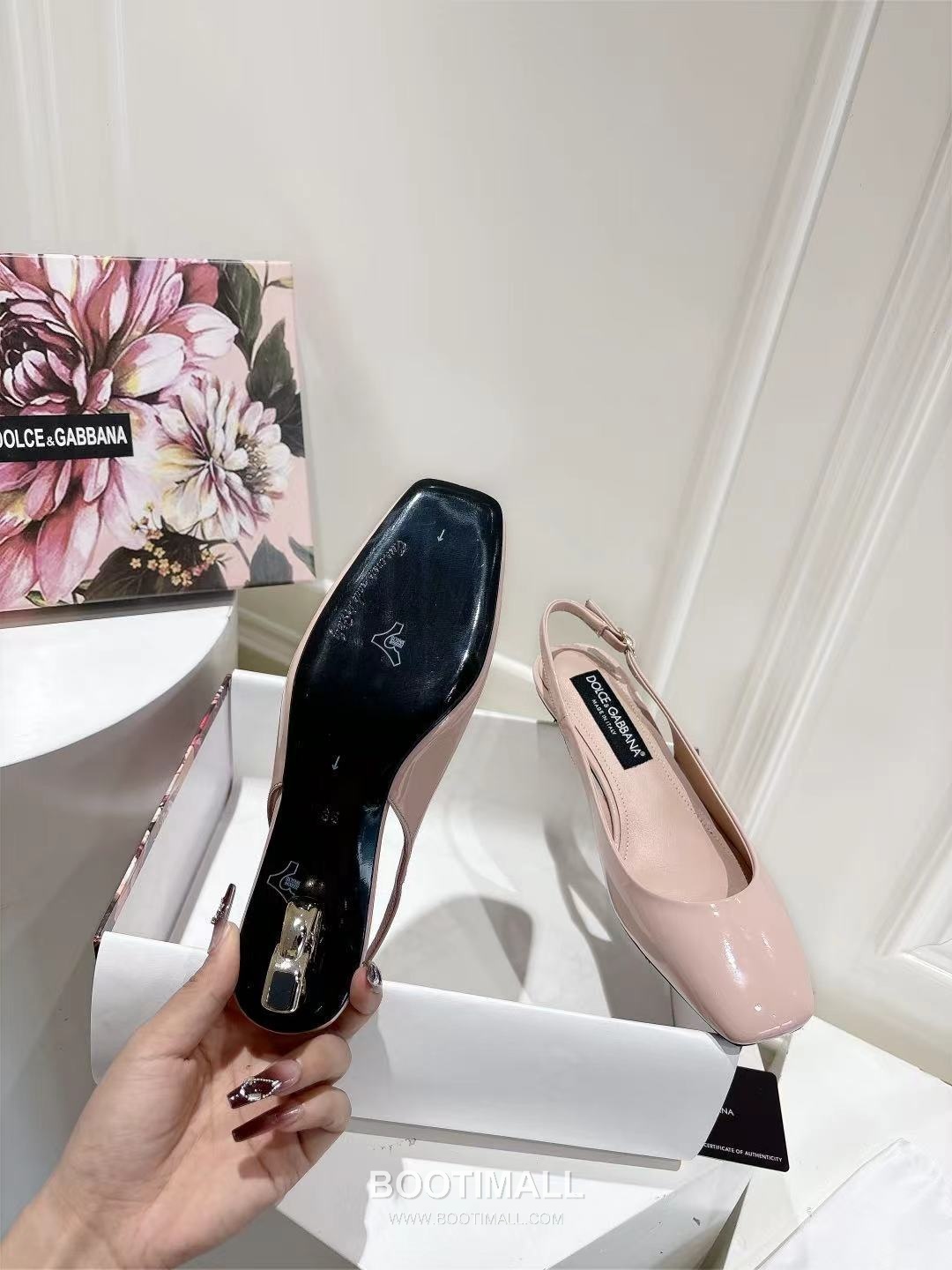 Dolce & Gabbana Patent Heel Pumps Patent Leather Lambskin Black 돌체앤가바나 페이턴트 힐 펌프스 페이턴트 레더 양가죽 블랙 4